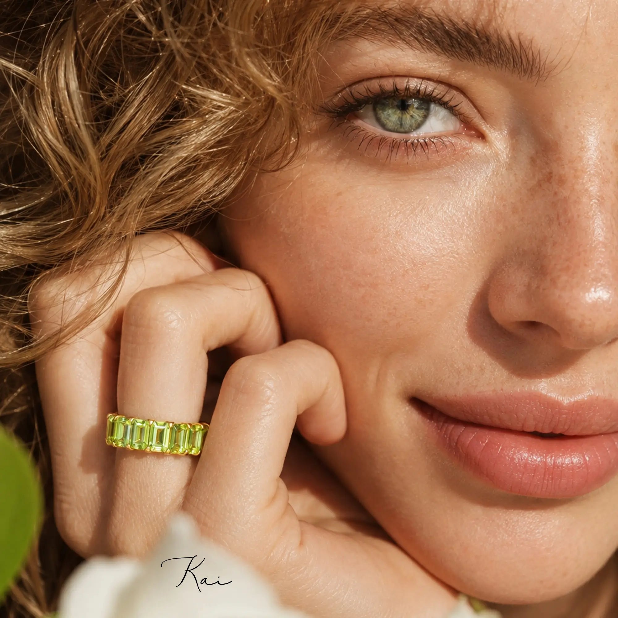 Kai fine jewelry Nora 9.5 ctw natural Emerald-Cut Peridot Eternity Ring in 14k yellow gold