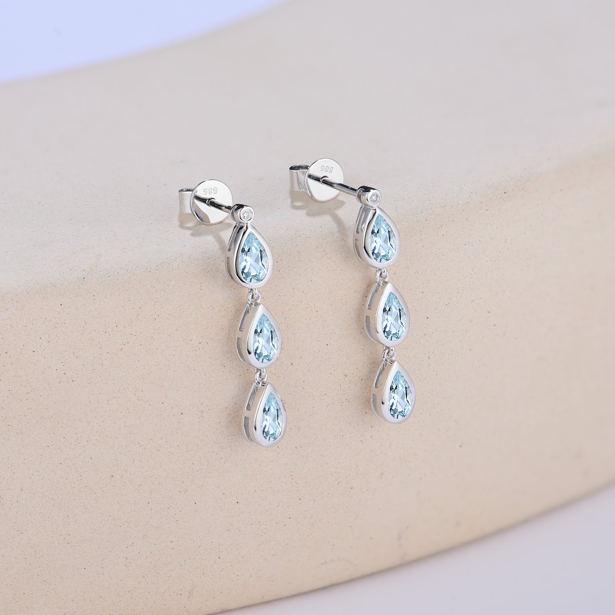 Venus Tears Pear Natural Aquamarine Diamond Drop Earrings 14k white gold