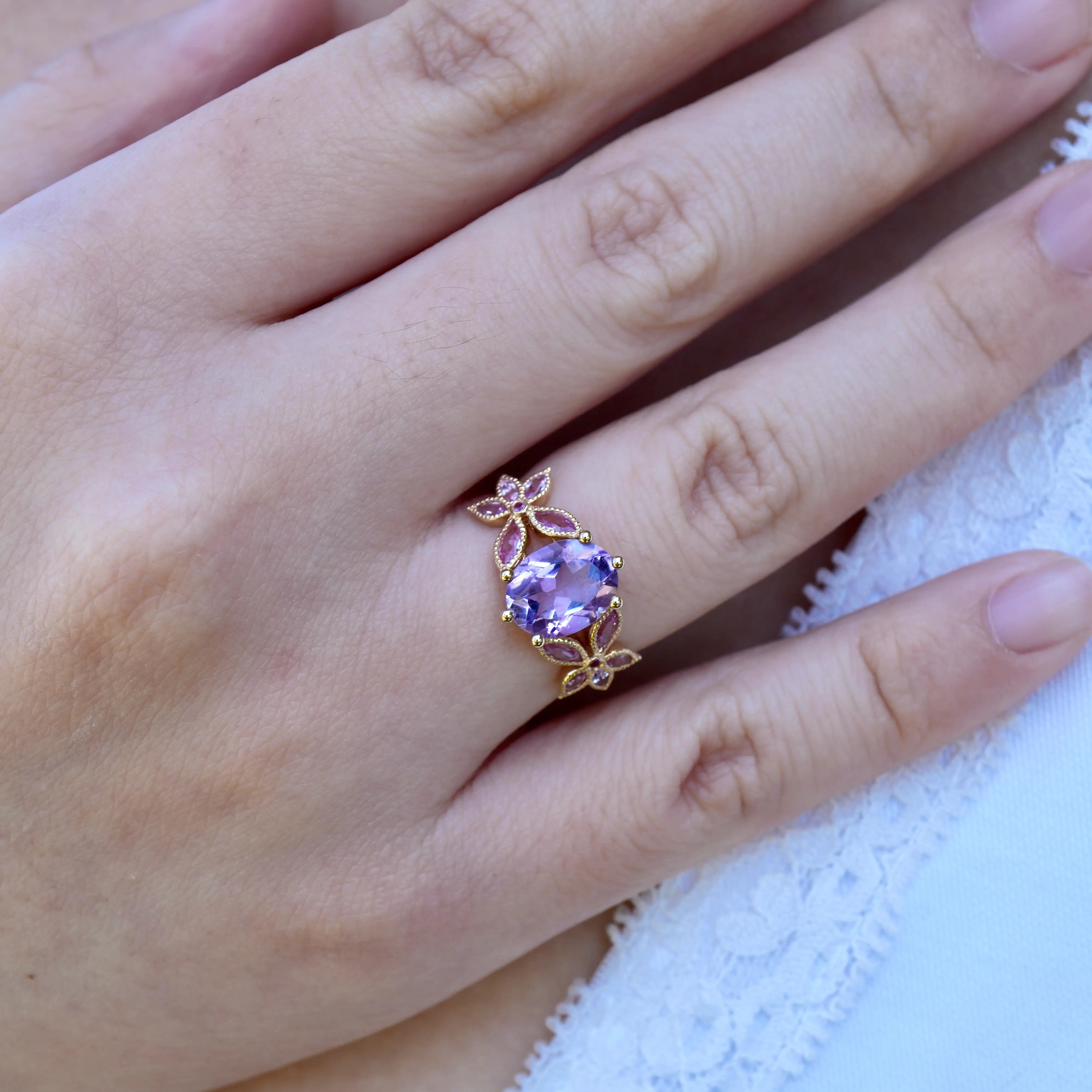 Rose De France natural Amethyst Pink Sapphire Ring in 14k yellow gold