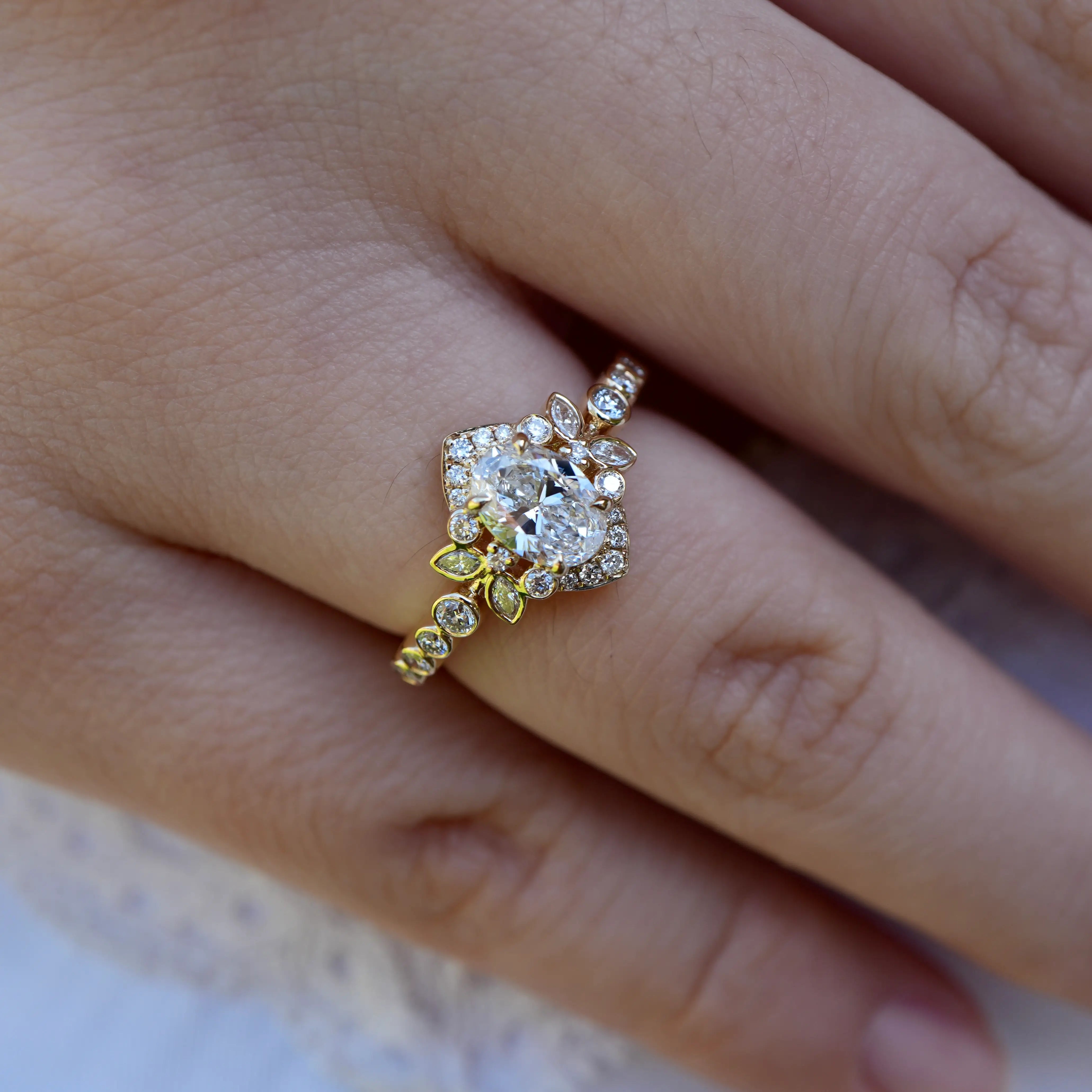 Oliveleaf Halo Oval Lab Grown Diamond Ring 14k Solid gold