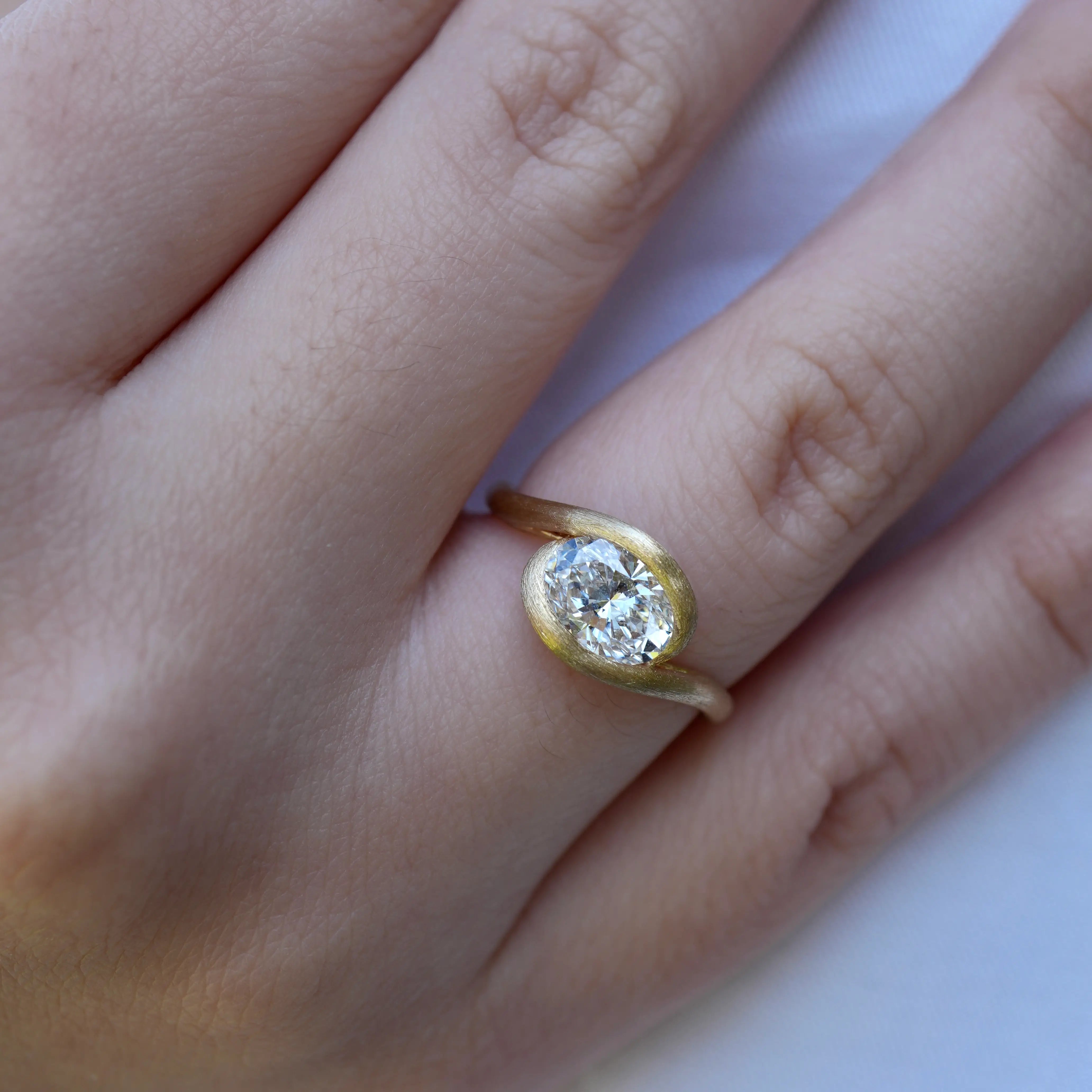 Eternal Wave Oval Lab Grown Diamond East-West Ring 14k solid gold