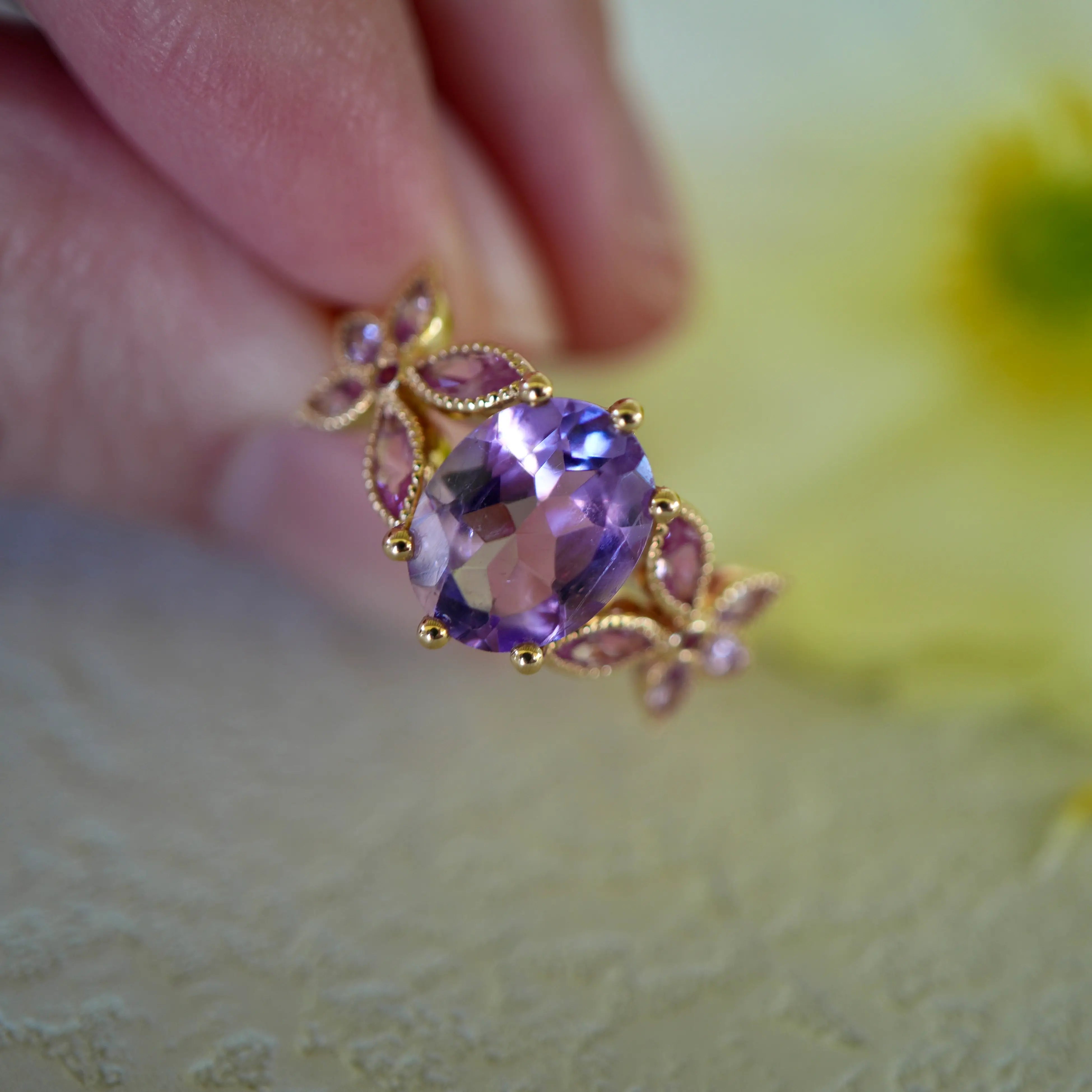 Rose De France natural Amethyst Pink Sapphire Ring in 14k yellow gold