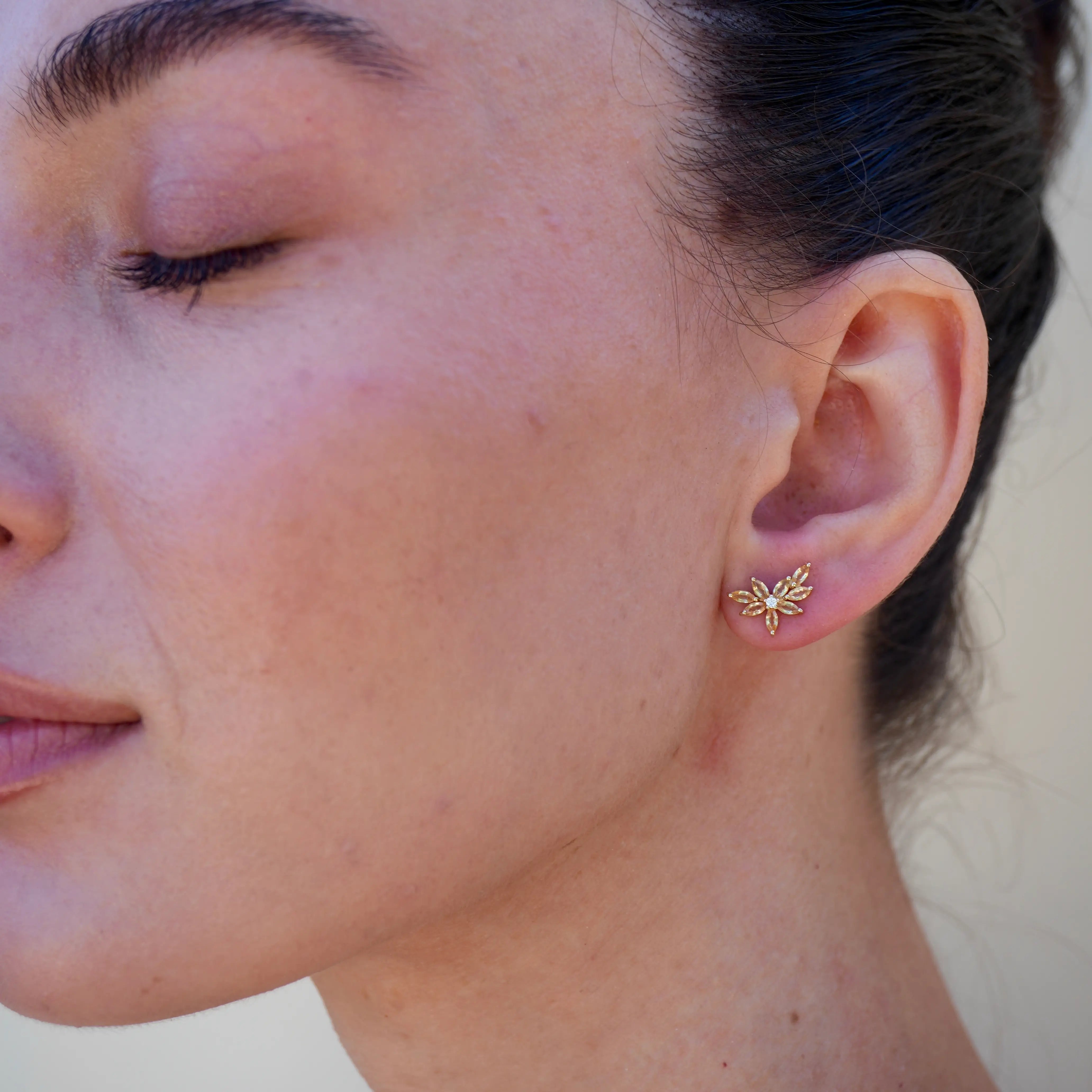 14k gold Nina Zhou x Kai Natural Yellow Sapphire Diamond Small Cluster Earrings
