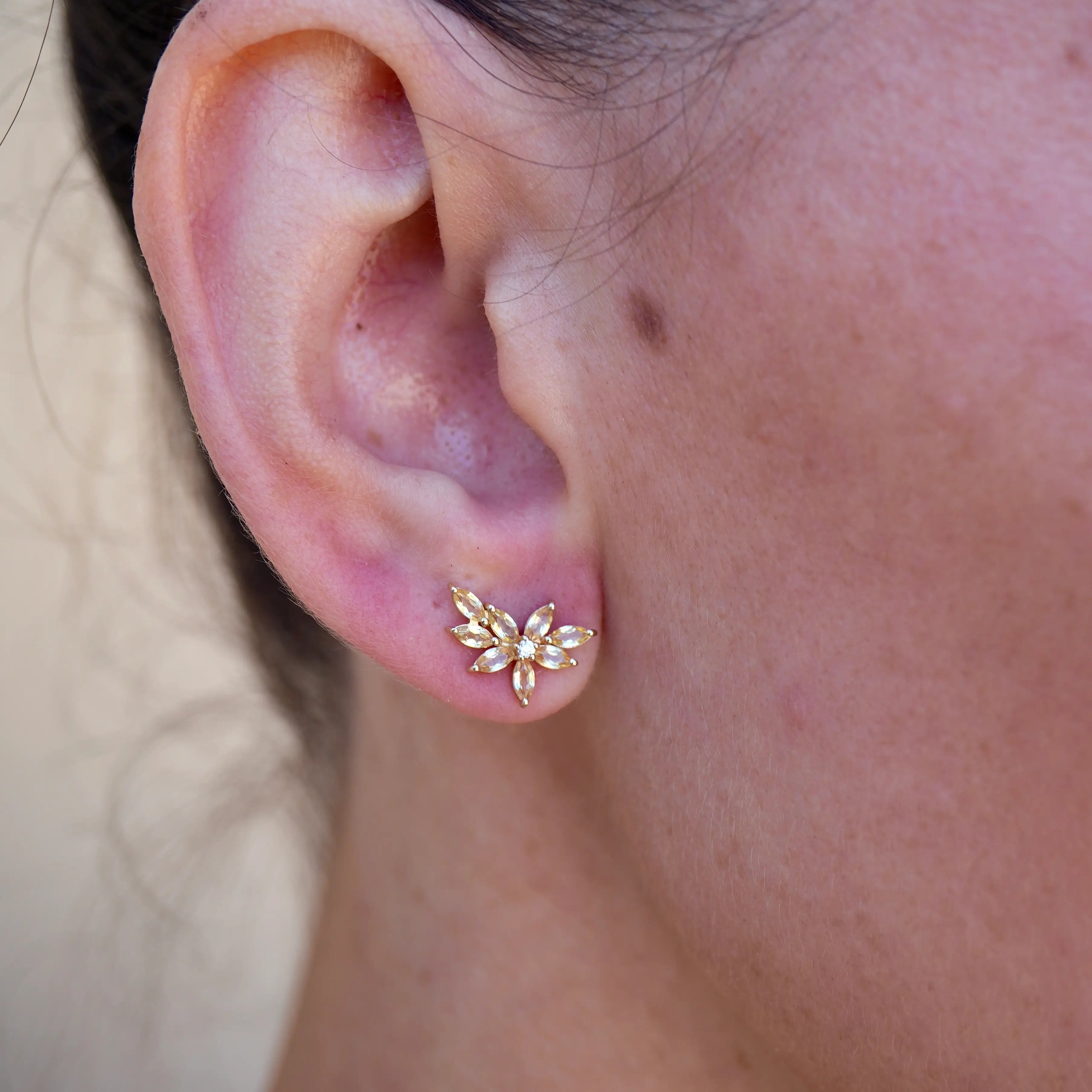 14k gold Nina Zhou x Kai Natural Yellow Sapphire Diamond Small Cluster Earrings