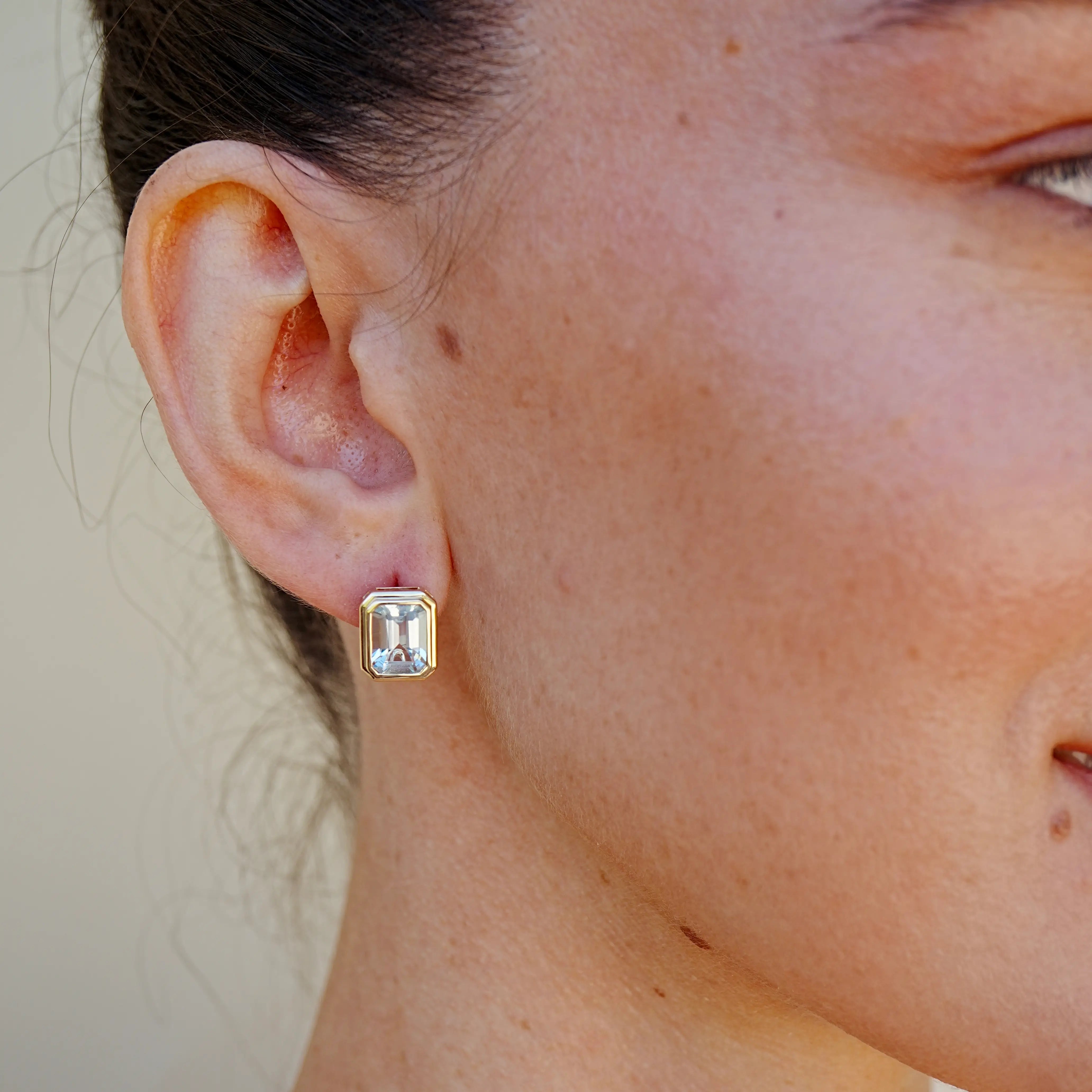 Bella Natural Emerald-Cut Aquamarine Earrings 14k yellow gold