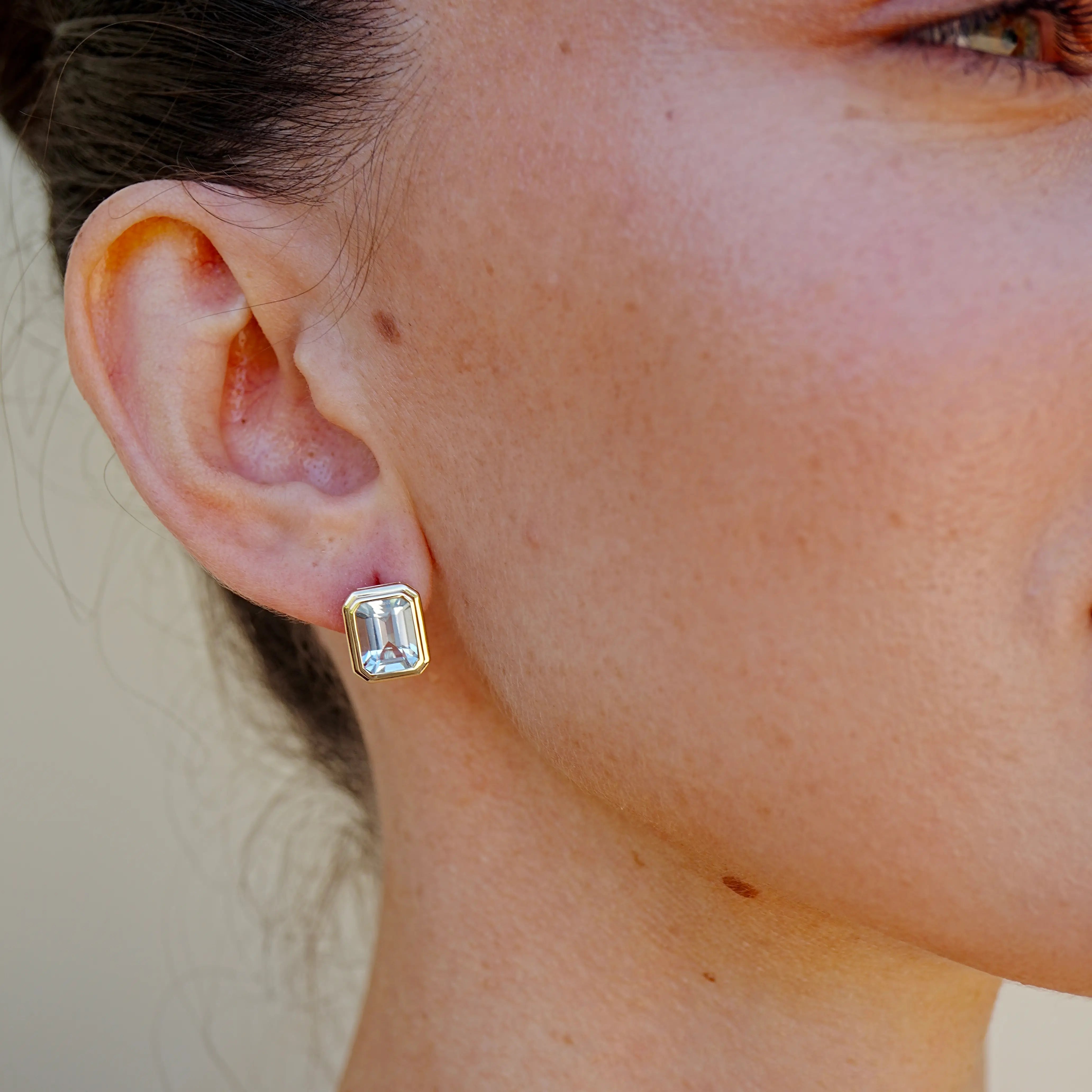 Bella Natural Emerald-Cut Aquamarine Earrings 14k yellow gold