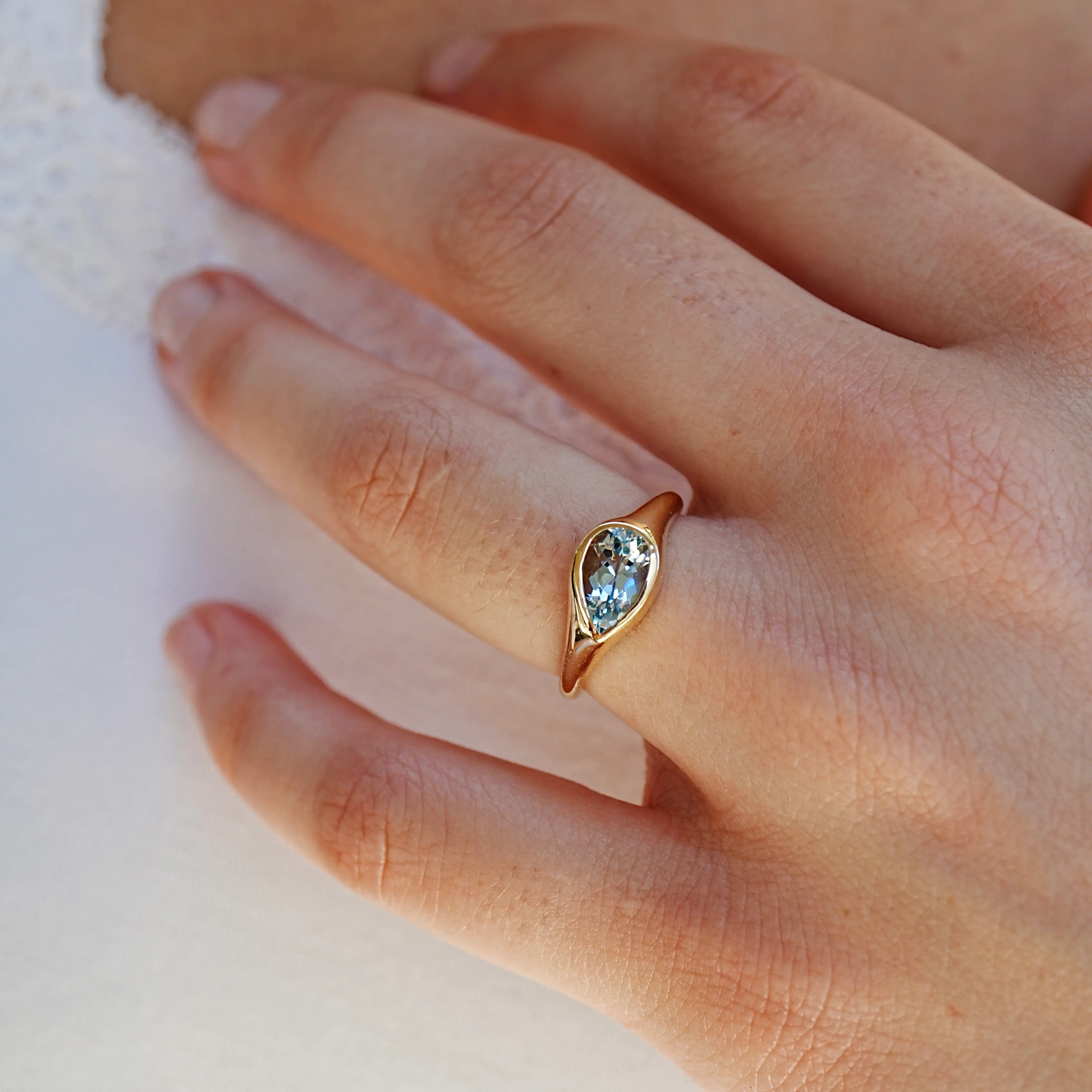 Gloria Pear Natural Aquamarine Diamond Ring 14k yellow gold