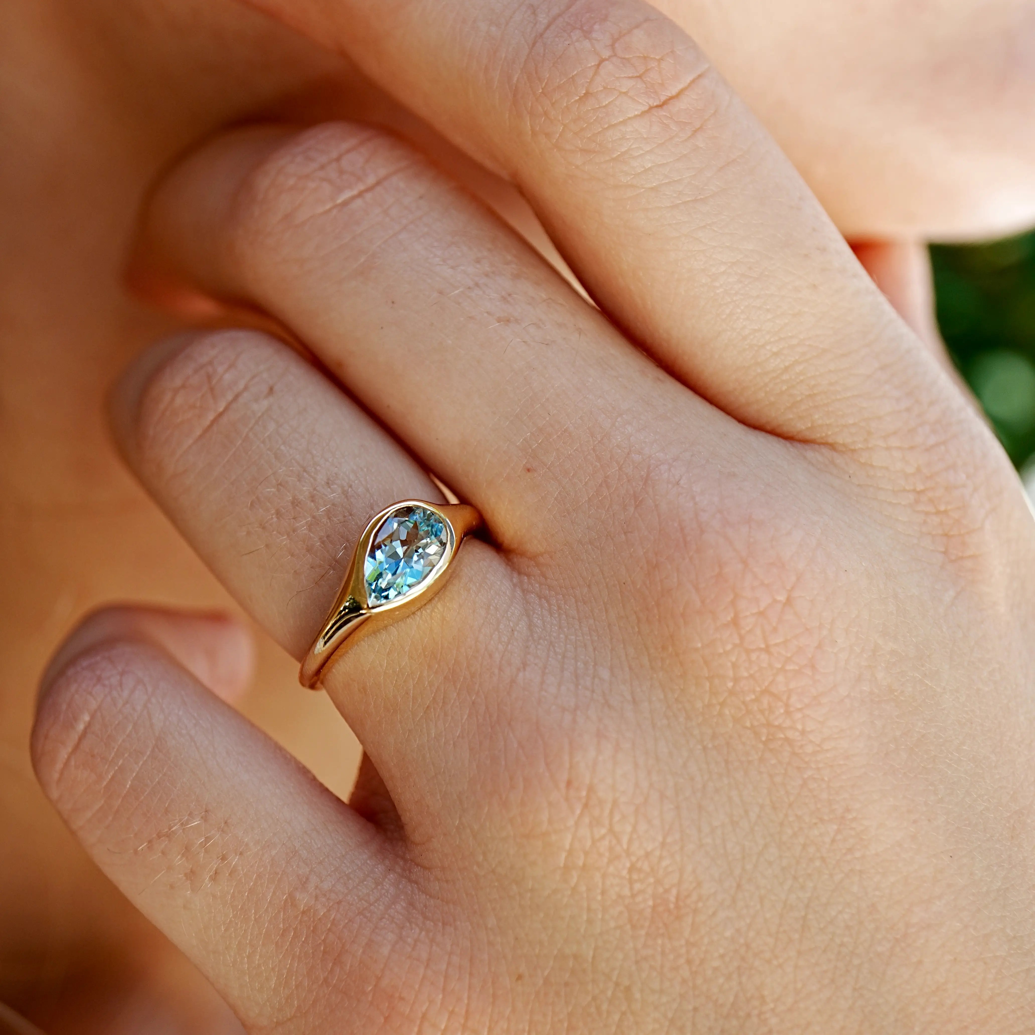Gloria Pear Natural Aquamarine Diamond Ring 14k yellow gold