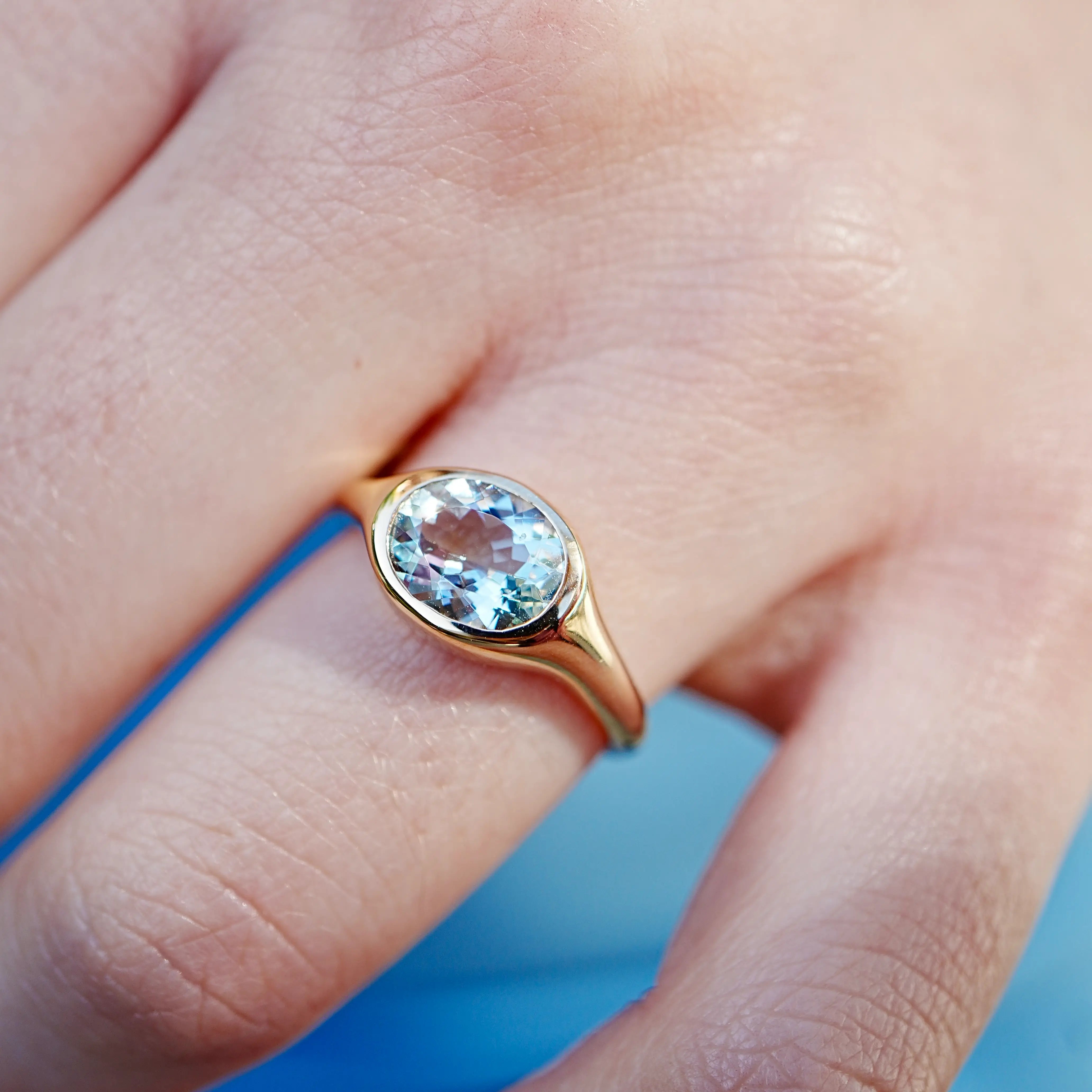 Gloria Natural Oval 1.80ctw Aquamarine Ring in 14k yellow gold