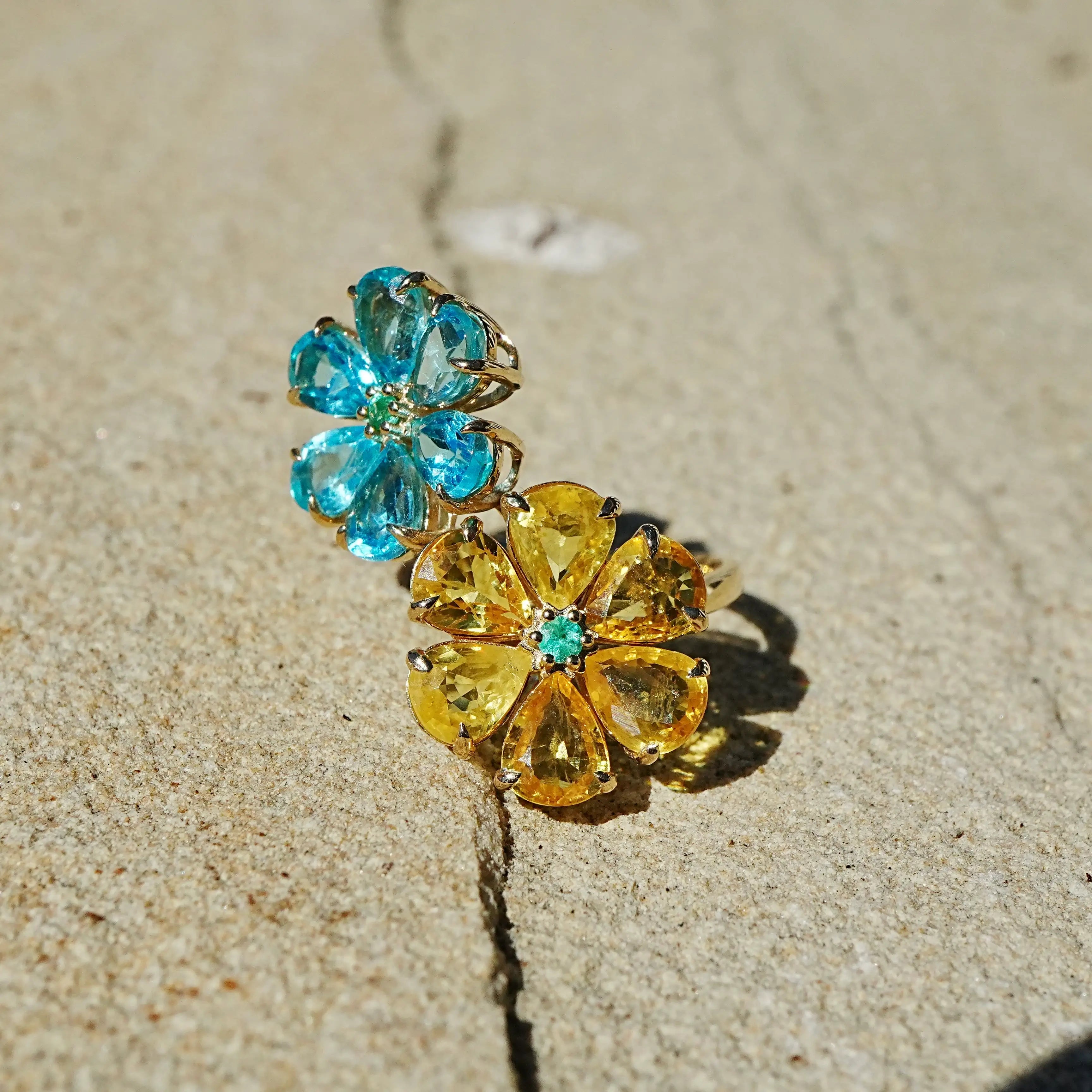 kai fine jewelry Flora 6.56 ctw Natural Yellow Sapphire, Apatite & Emerald Double Blossom Ring (One-of-a-Kind)