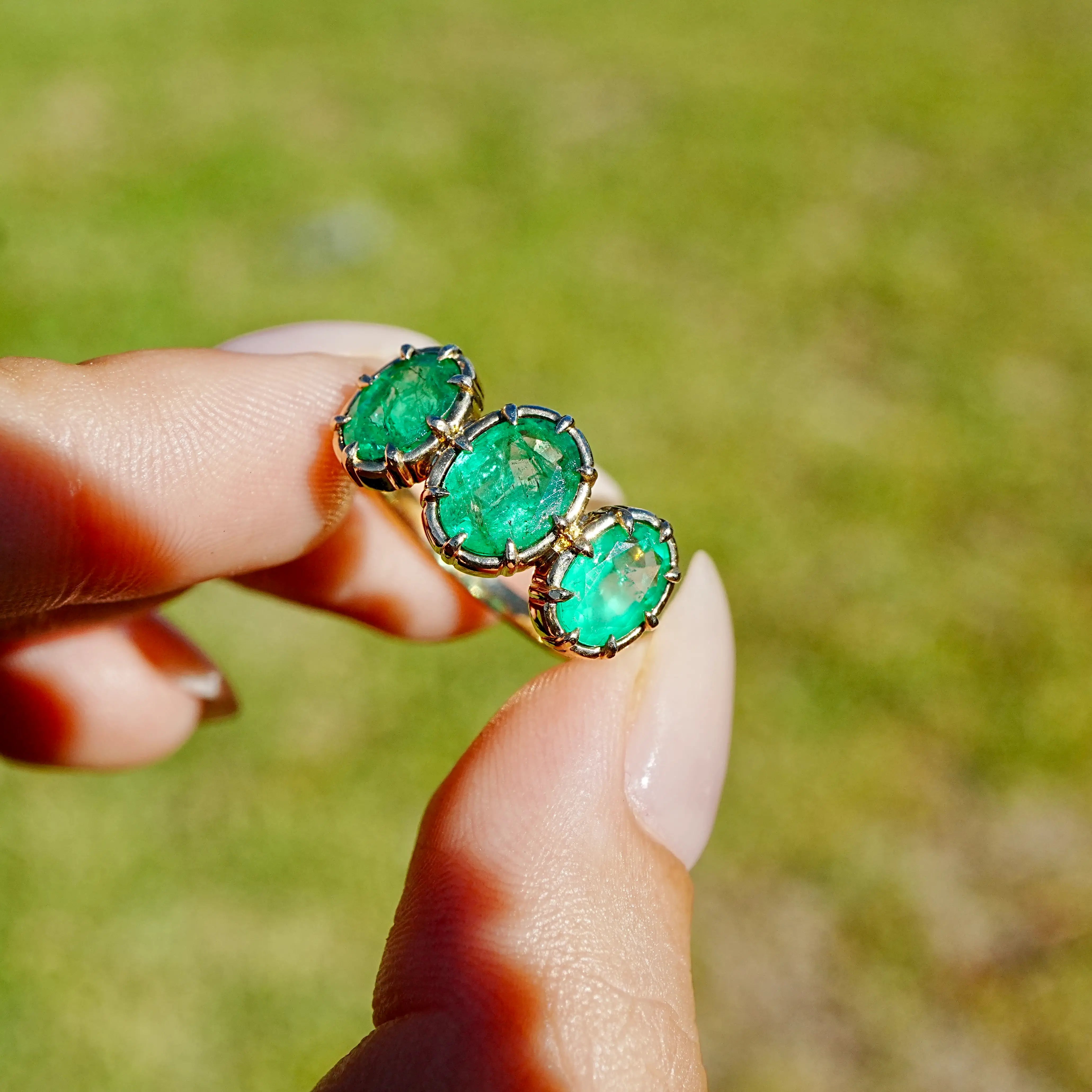 kai fine jewelry 14k gold Aurea 2.67 ctw Natural Emerald Three Stone Ring size 7 (One-of-a-Kind)