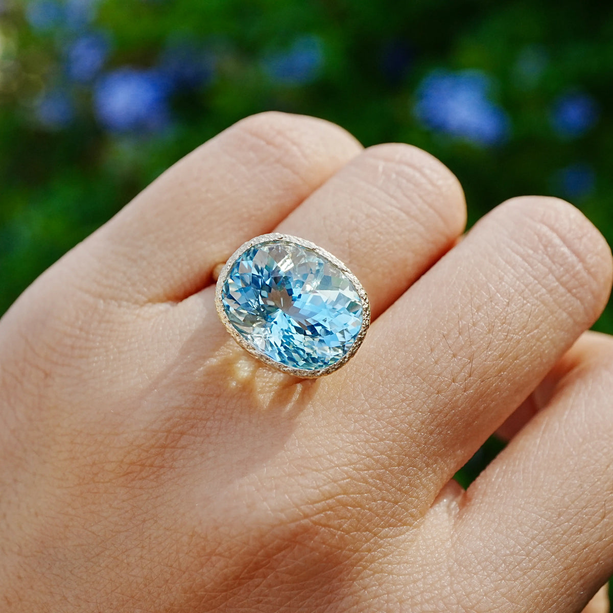 14k yellow gold Aria Arch 8.53 ct AIGS Certified Natural Aquamarine East-West Ring (One-of-a-Kind)