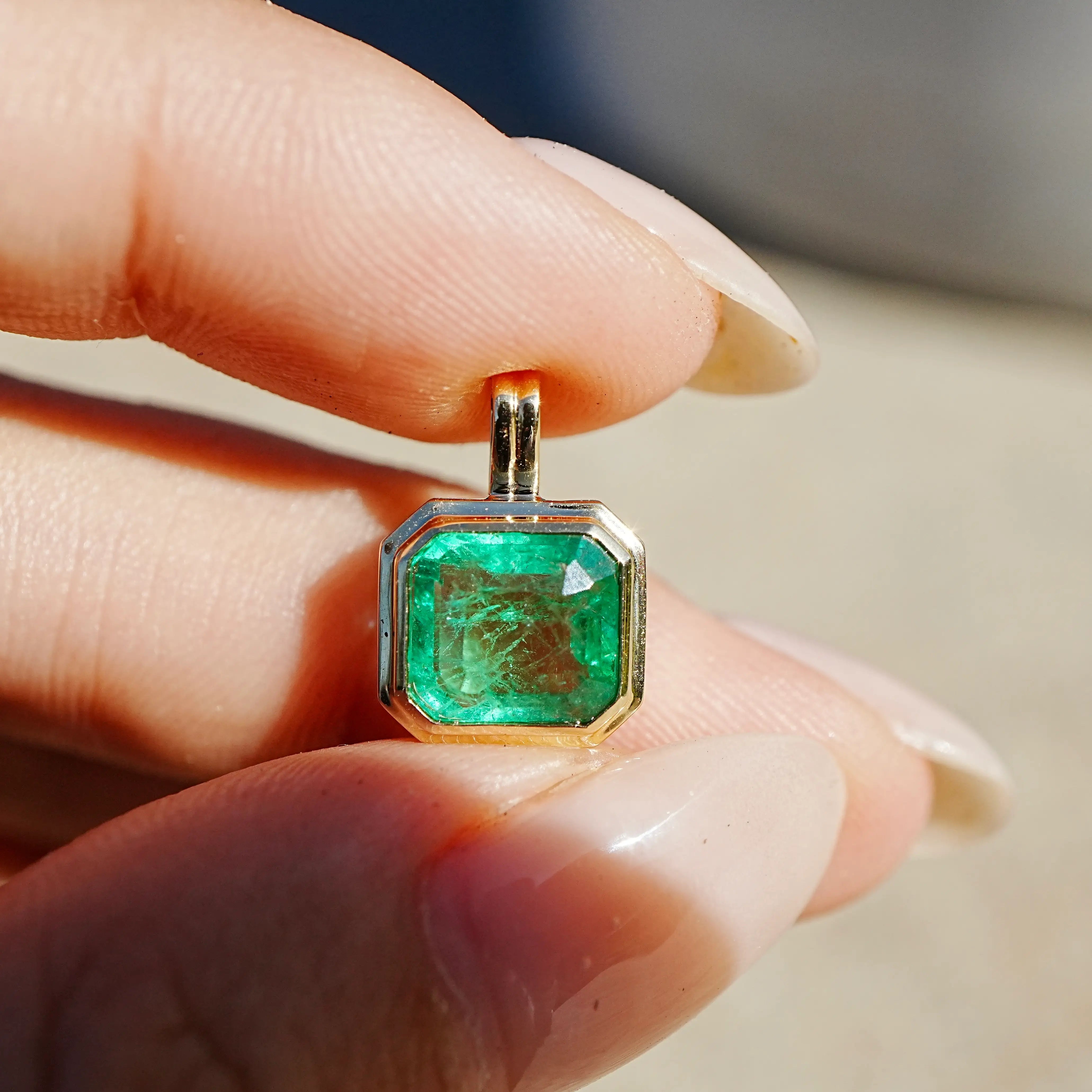 Bella 1.93ct Natural Emerald Diamond Lock Paperclip Chain Necklace (One-of-a-Kind)