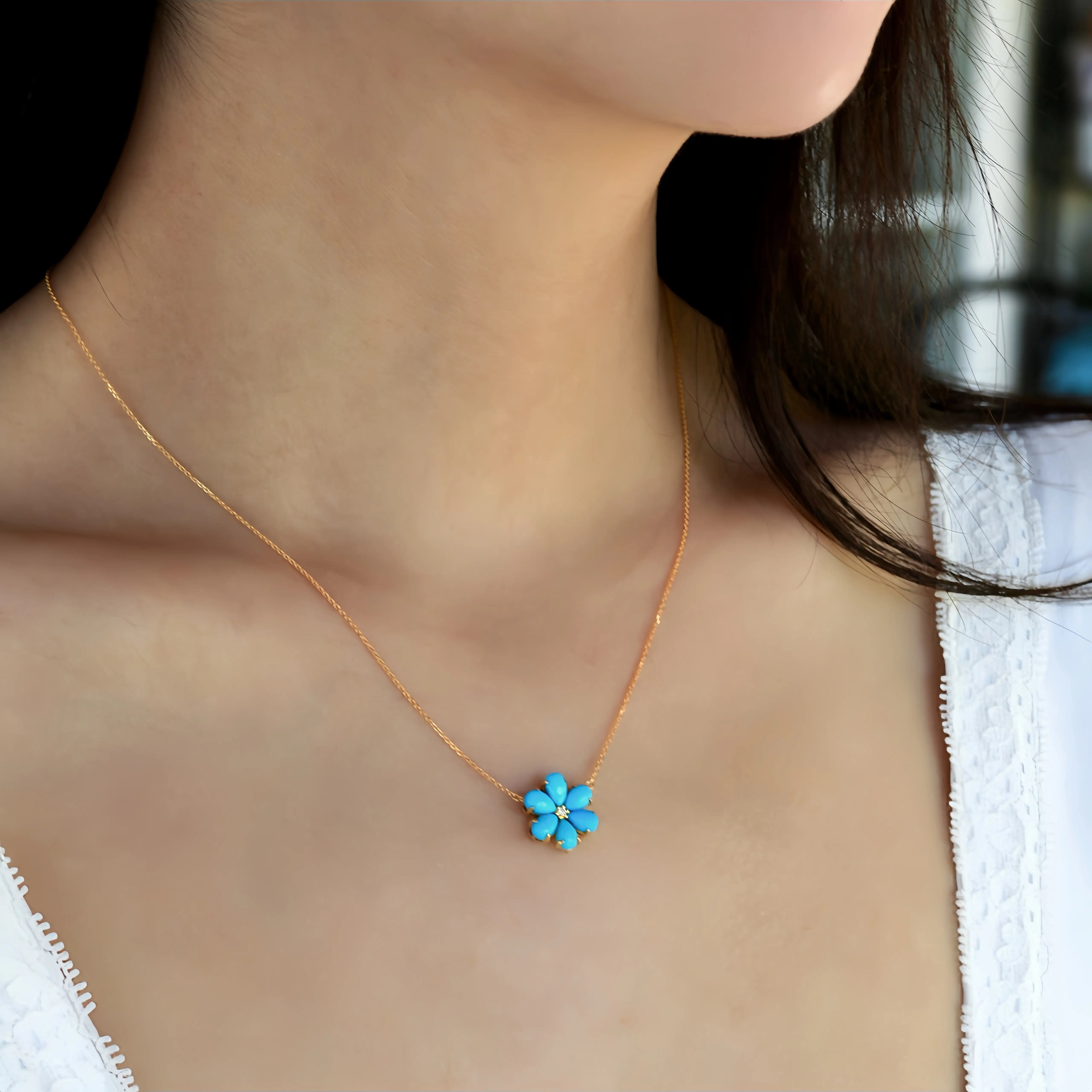 Flora Natural Sleeping Beauty Turquoise Diamond Necklace in 14k gold