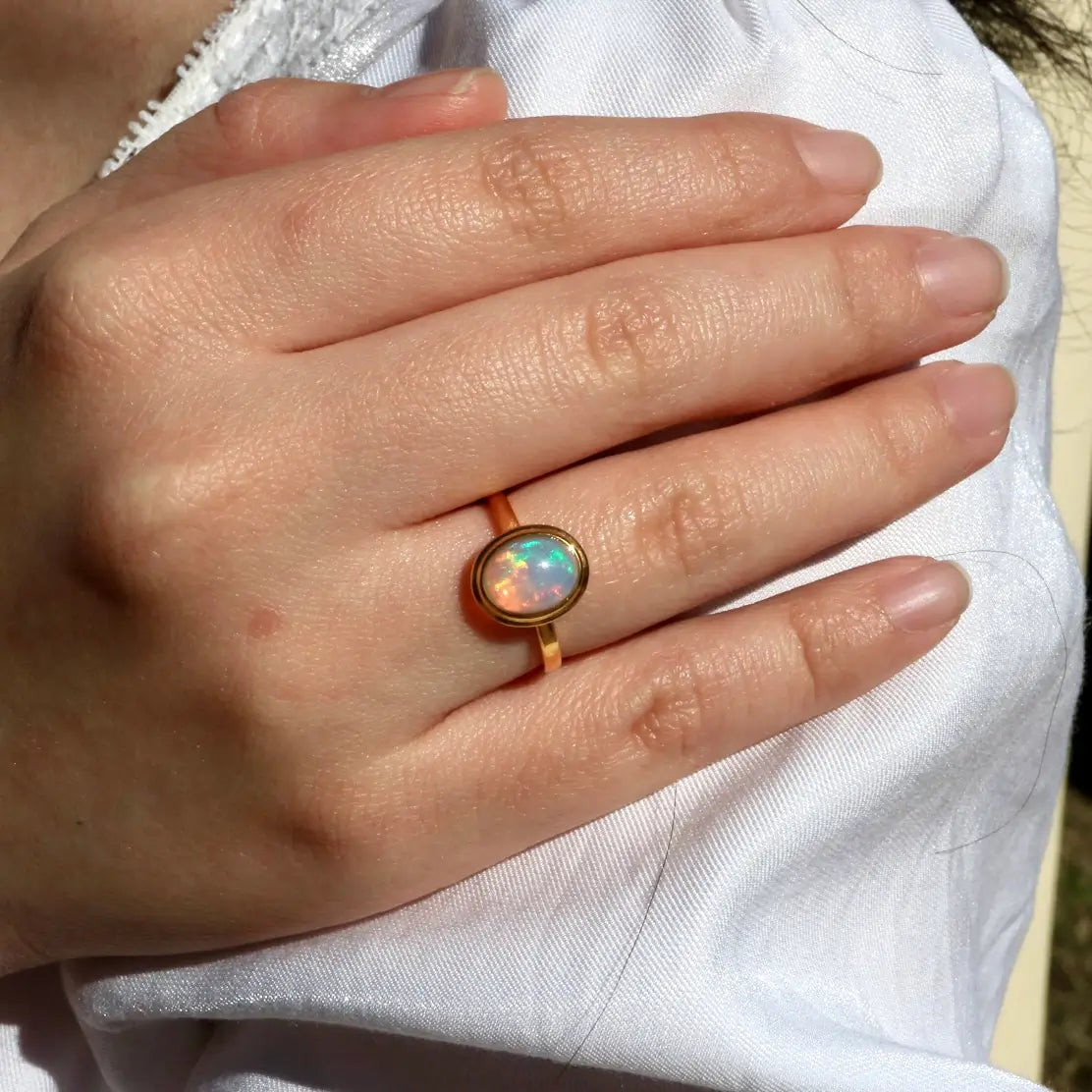 gold fire opal vintage ring