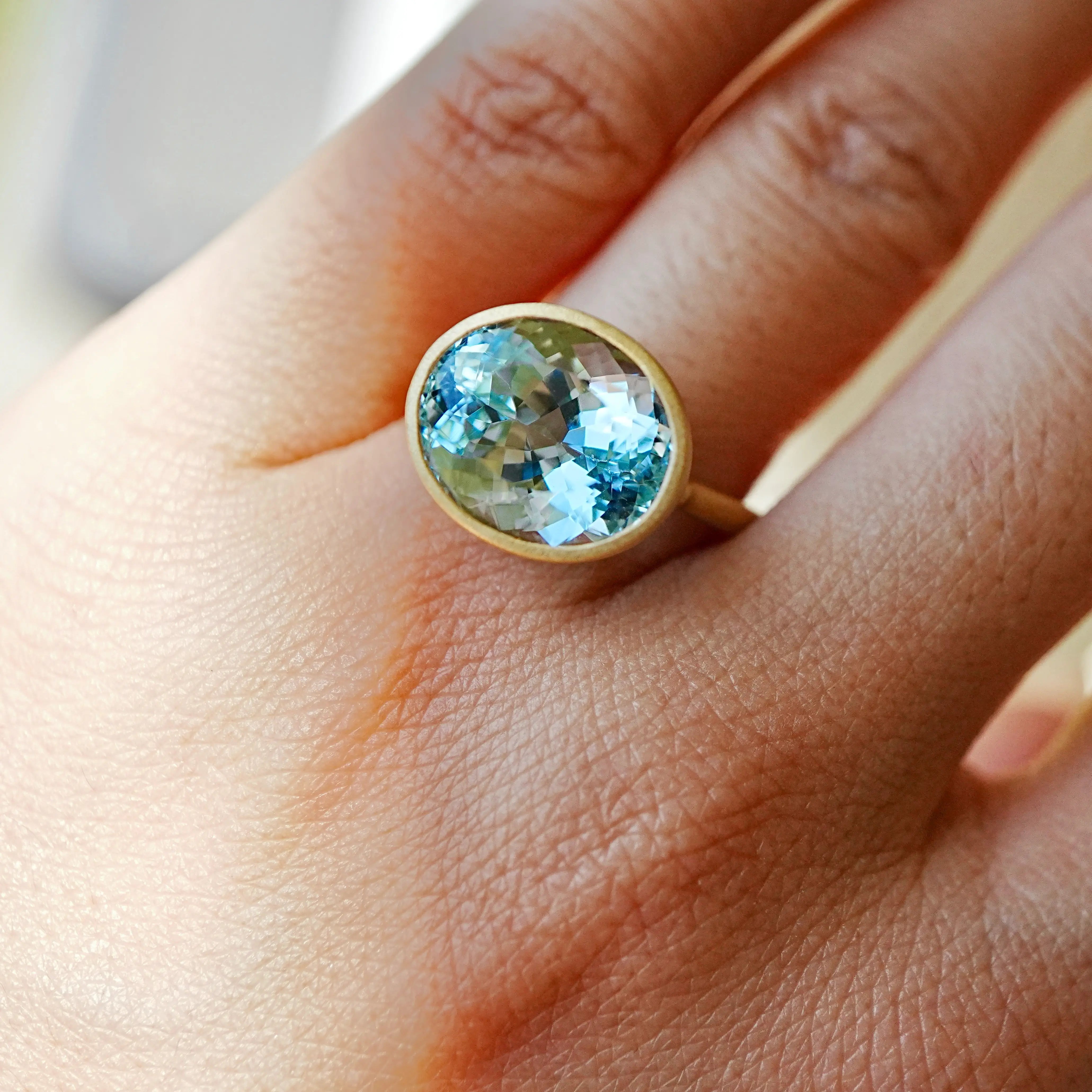 Aria Arch Guild Certified Santa Maria Aquamarine East-West Ring - 6.83ct (One-of-a-Kind)