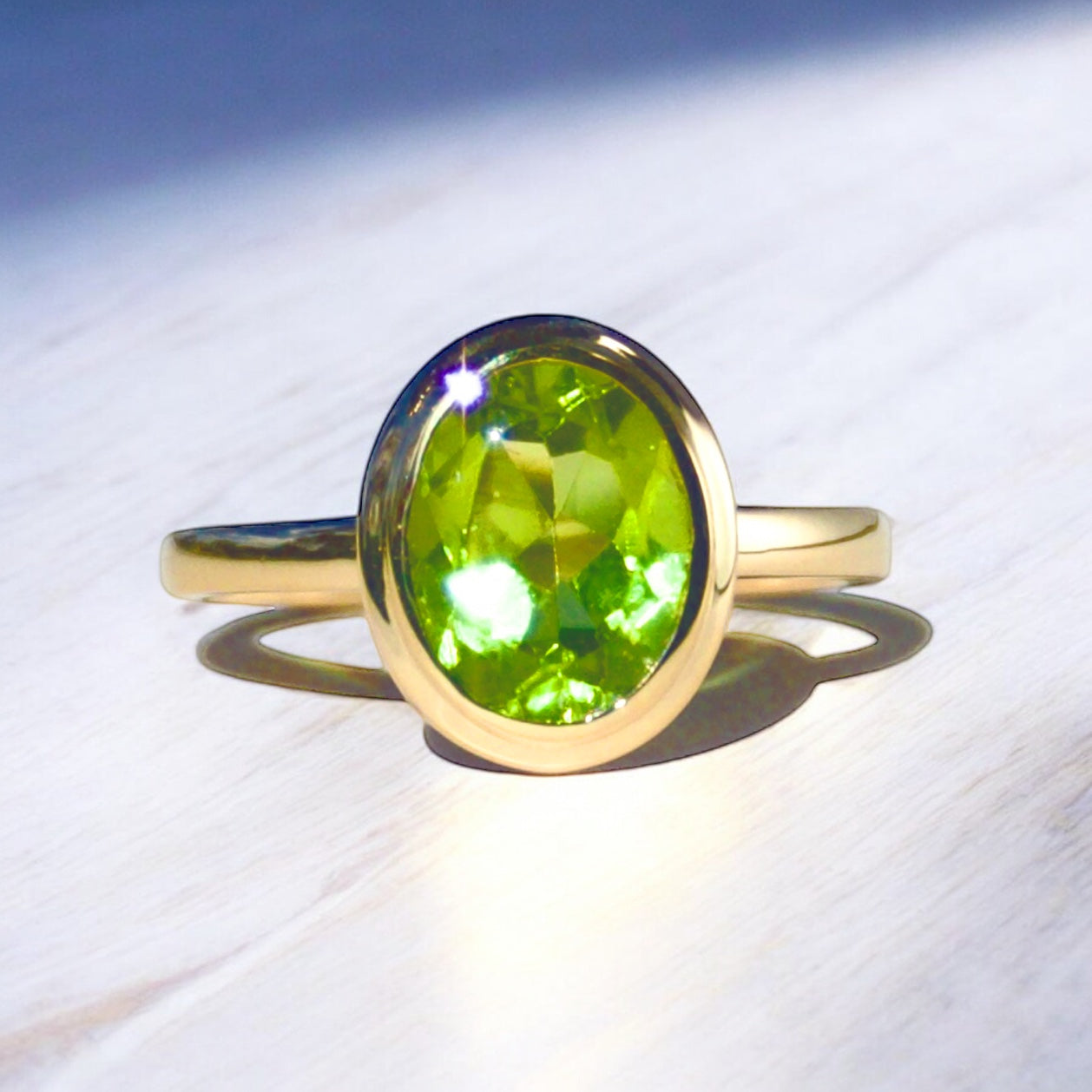 Bella Oval Peridot Ring
