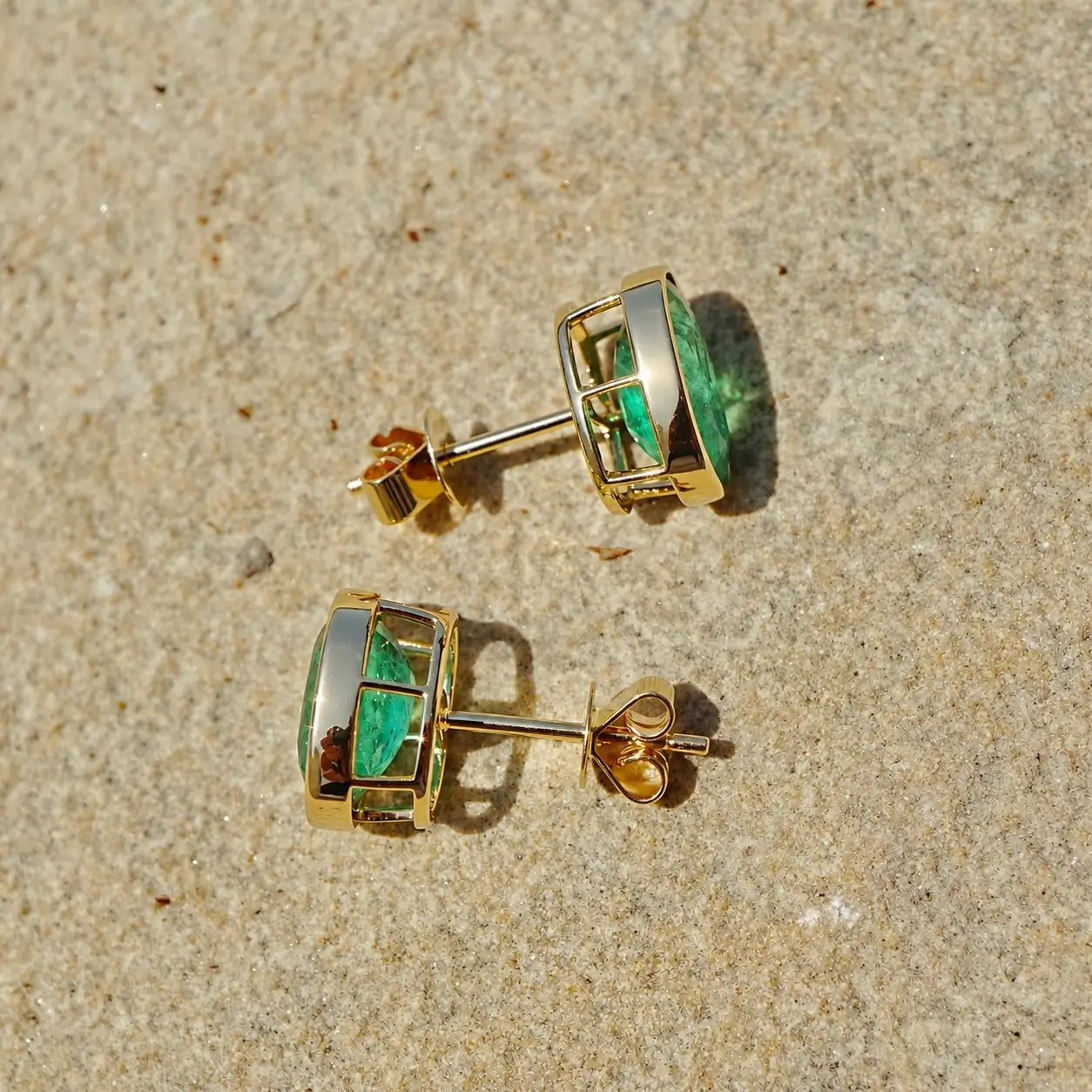 Aria Arch 3.26 ctw Natural Oval Emerald Stud Earrings (One-of-a-Kind)