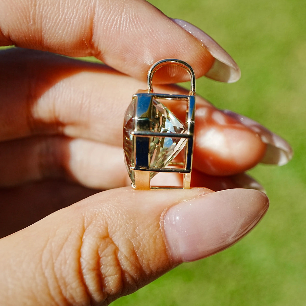 14k yellow gold Vivid Aura AIGS Ceritified 9.52ct Natural Aquamarine Charm (One-of-a-Kind)