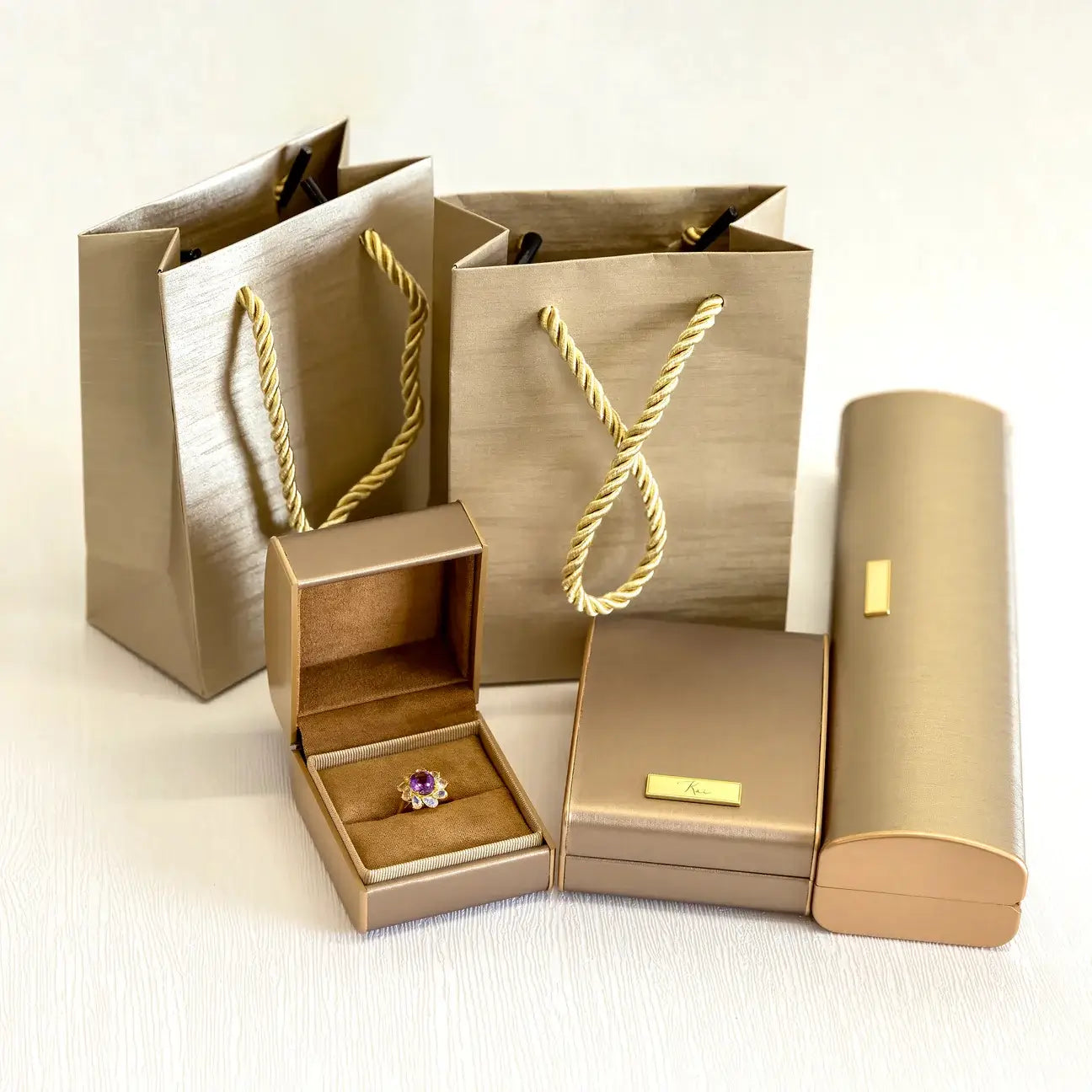 fine jewelry gift packaging ring