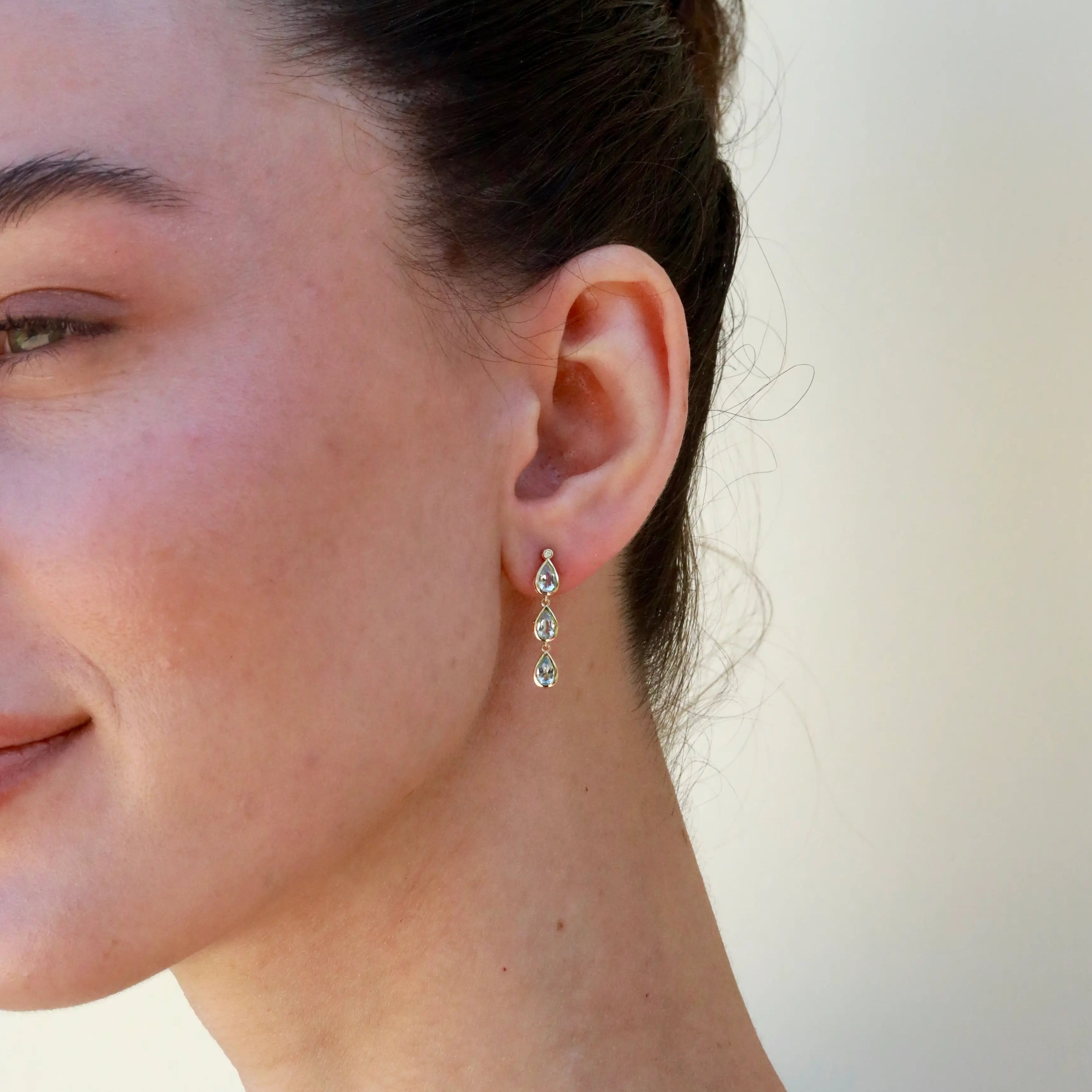 Venus Tears Pear Natural Aquamarine Diamond Drop Earrings 14k yellow gold