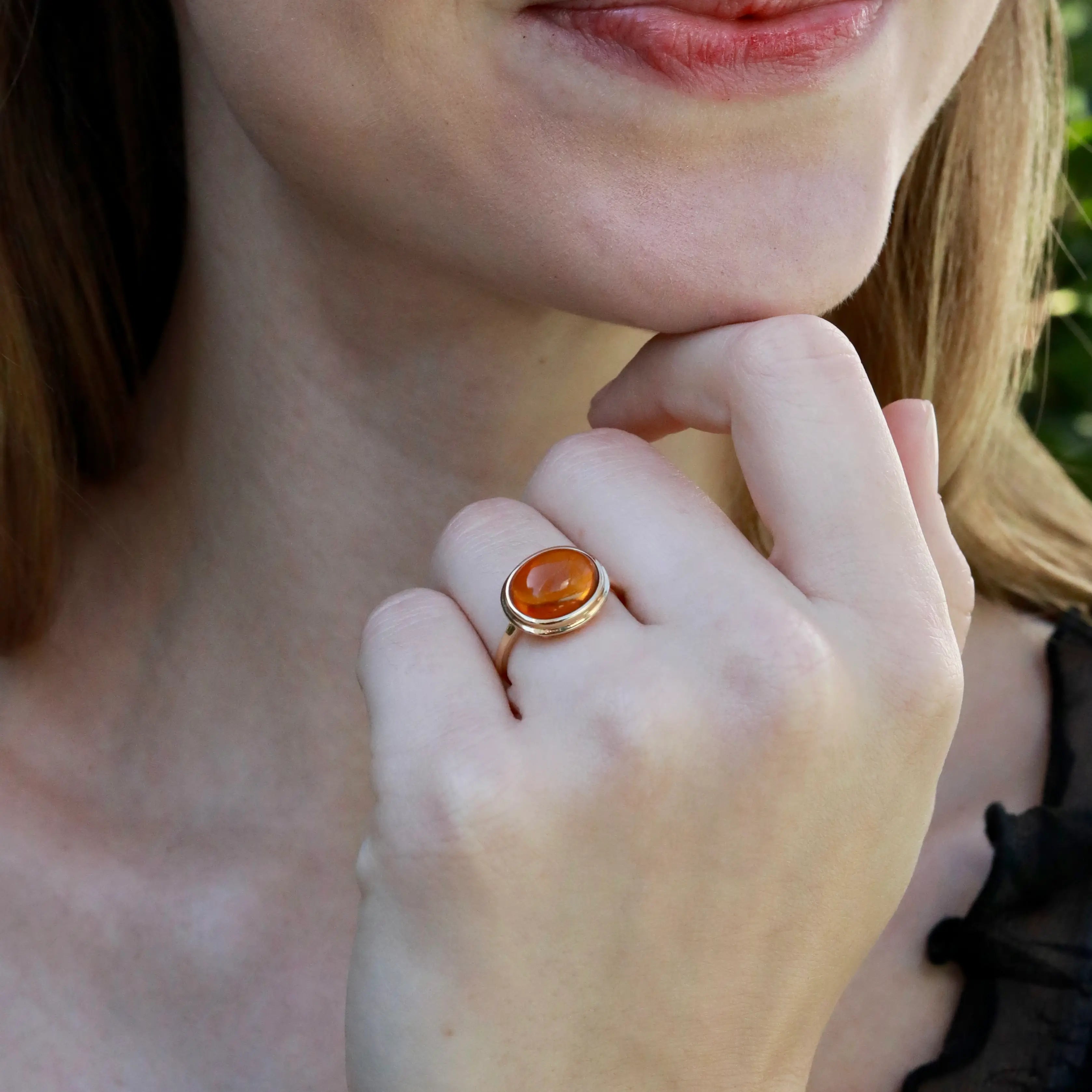 Bella East-West Natural 2.0ctw Oval Amber Ring in 14k yellow gold