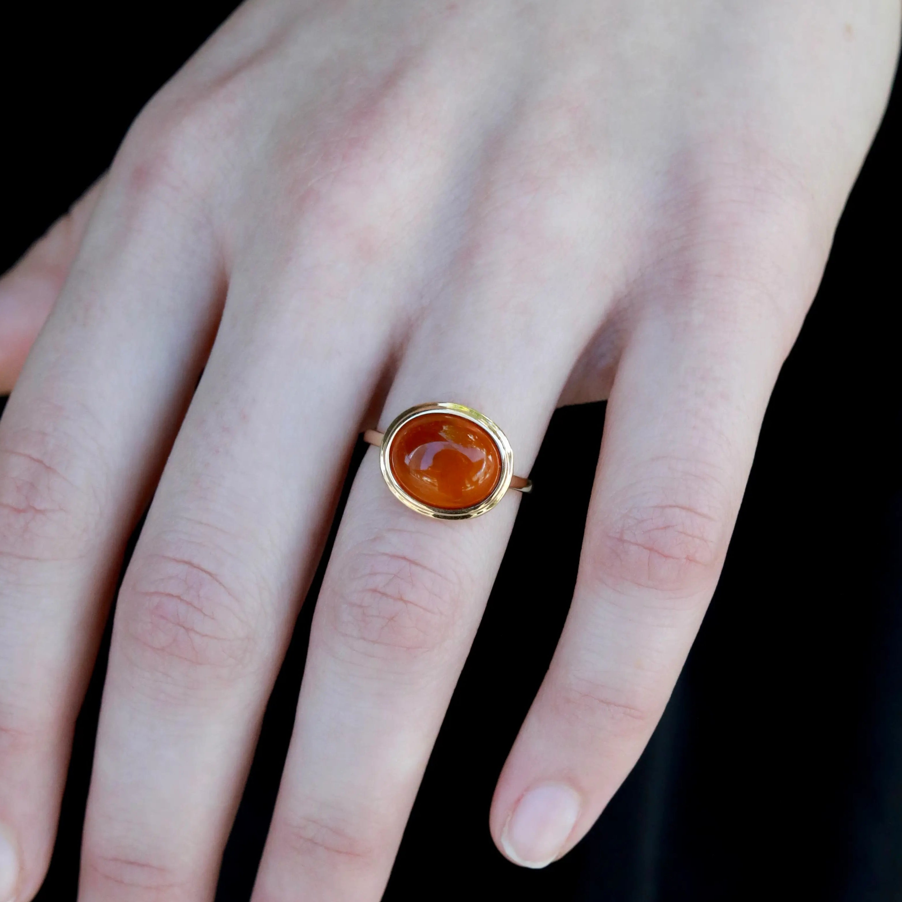 Bella East-West Natural 2.0ctw Oval Amber Ring in 14k yellow gold