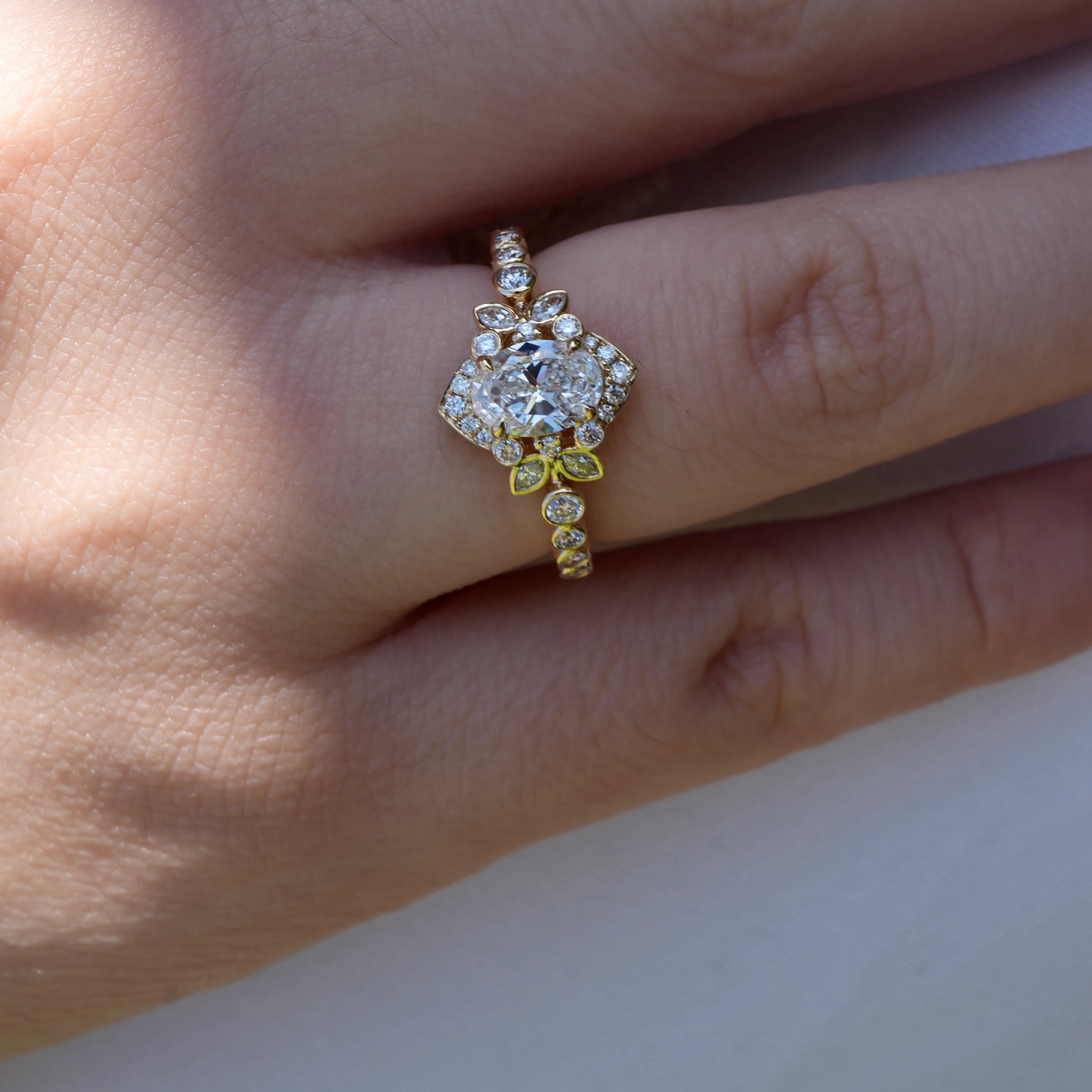 Oliveleaf Halo Oval Lab Grown Diamond Ring 14k Solid gold