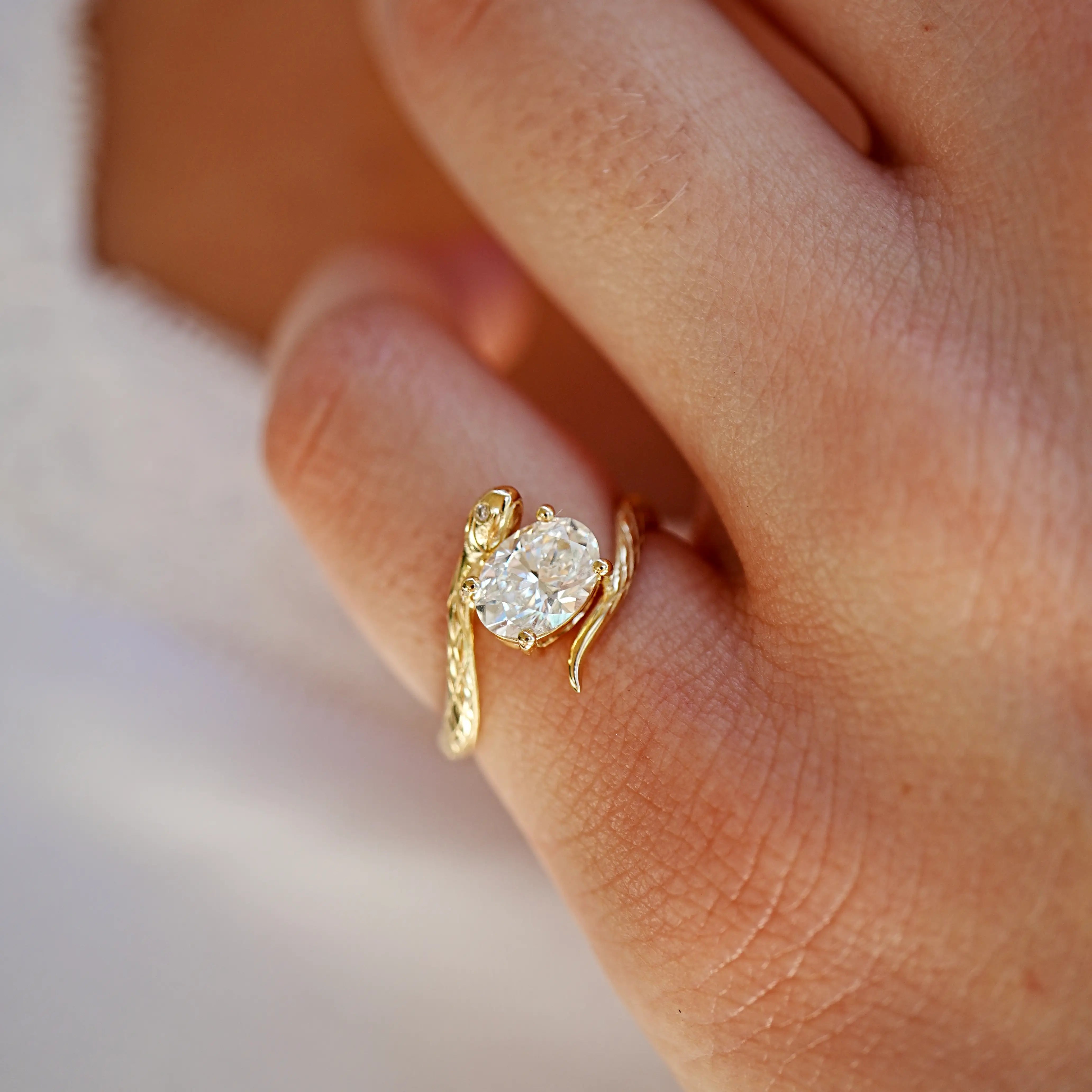 Snake Protection Oval 1.00 ctw Lab-Grown Diamond East-West Ring 14k yellow gold