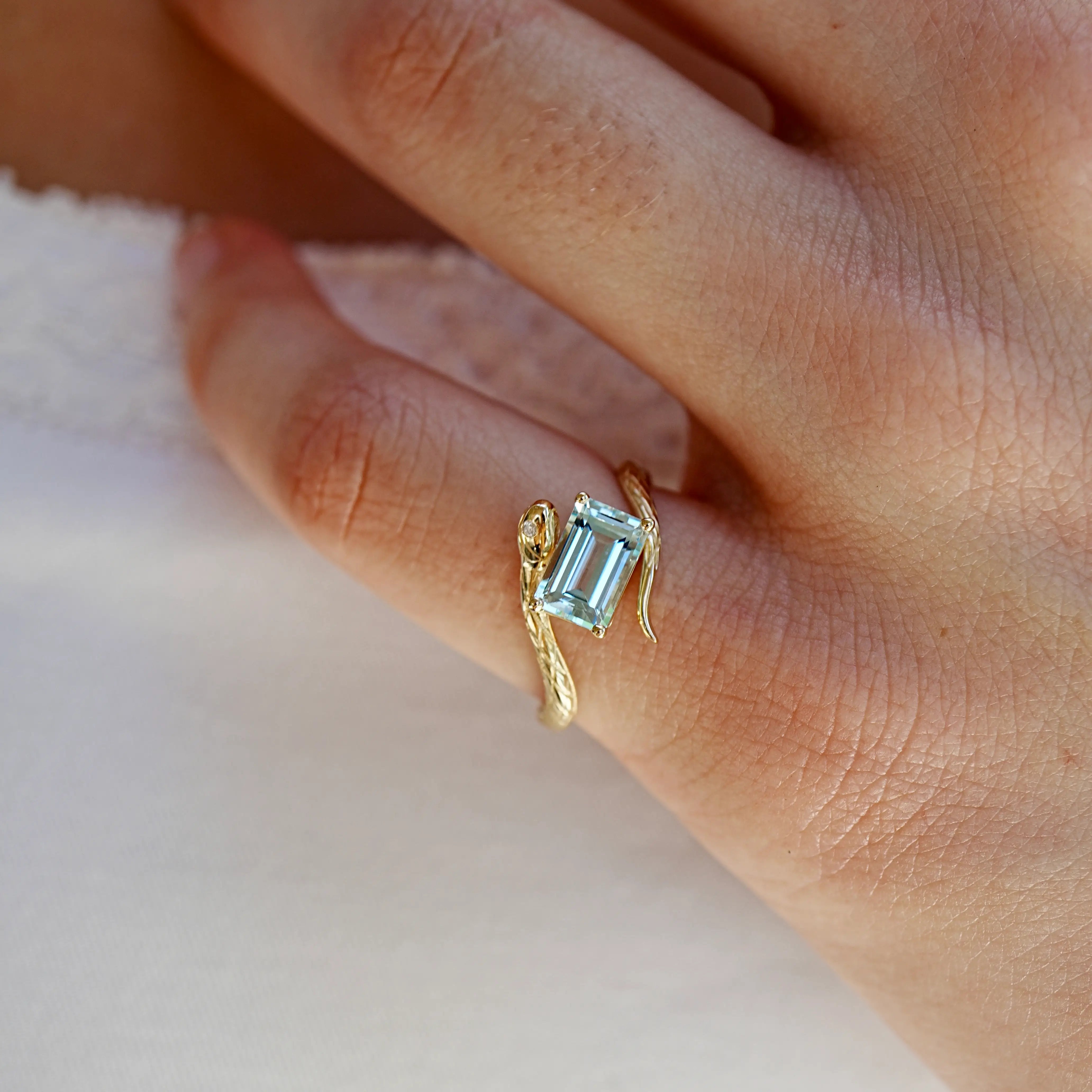 Snake Protection Natural Emerald-Cut Aquamarine & Diamond East-West Ring 14k yellow gold