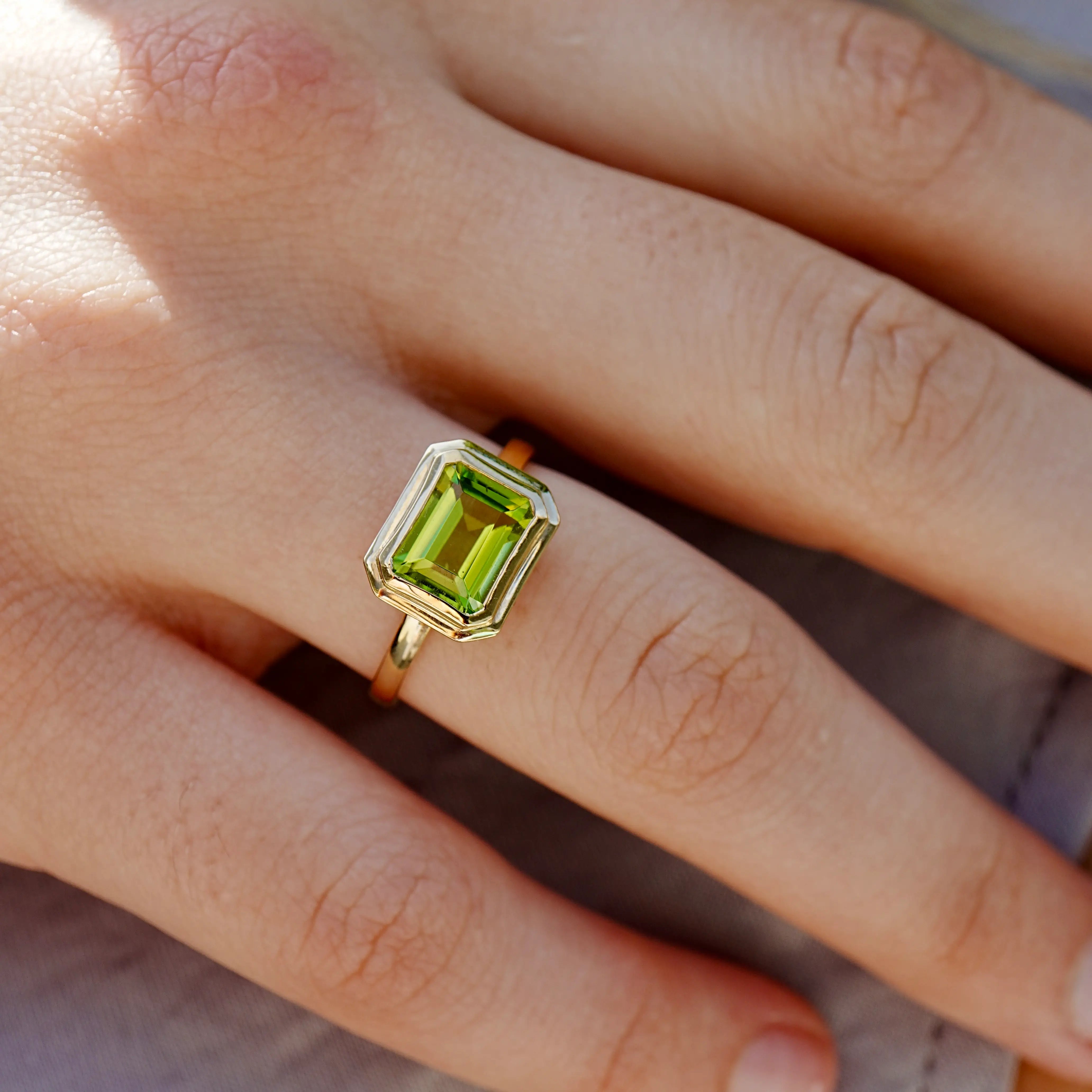 Bella East-West Emerald-Cut Natural Peridot Ring 14k yellow gold