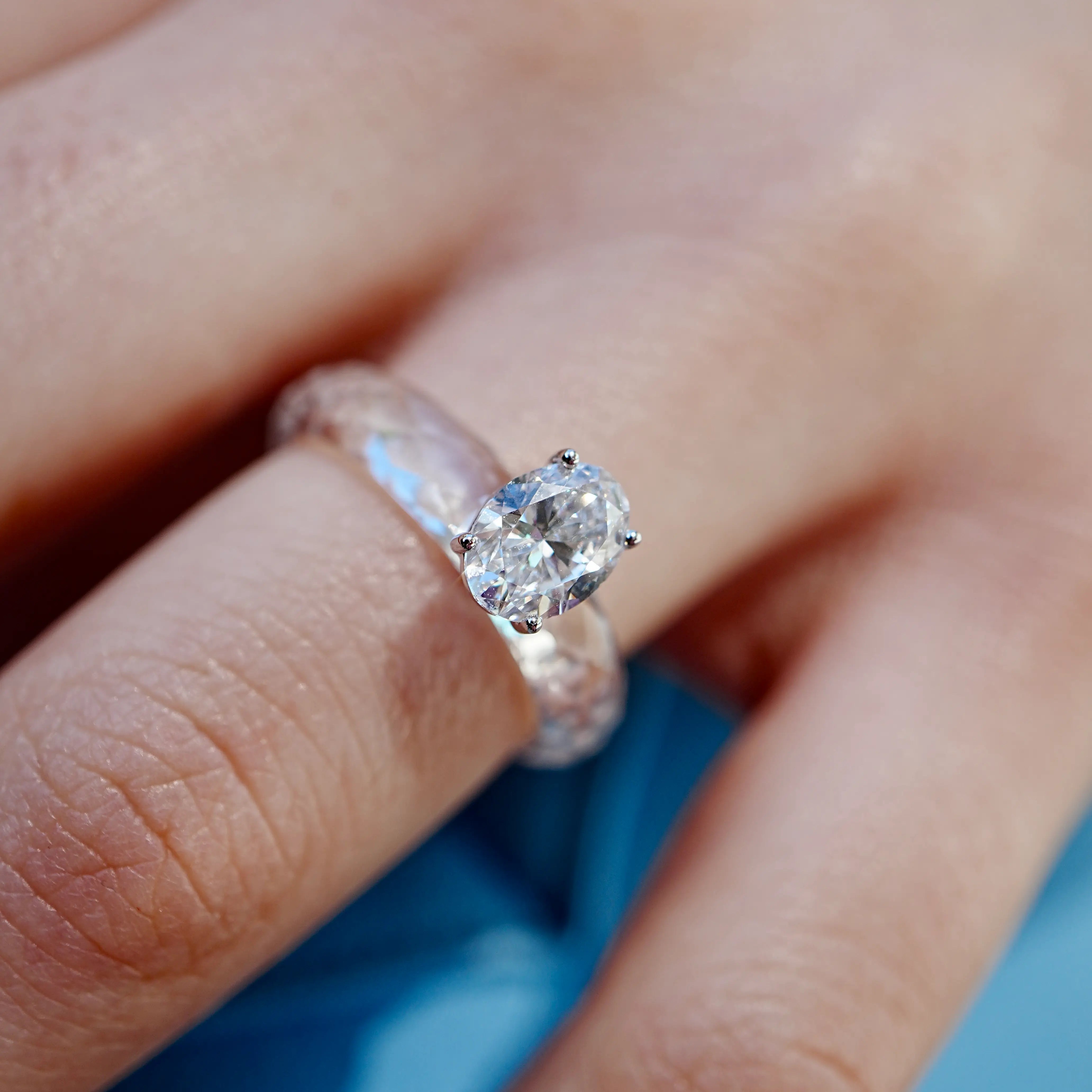 Everlight Oval Lab Grown Diamond Faceted Sapphire Ring in 14k white gold