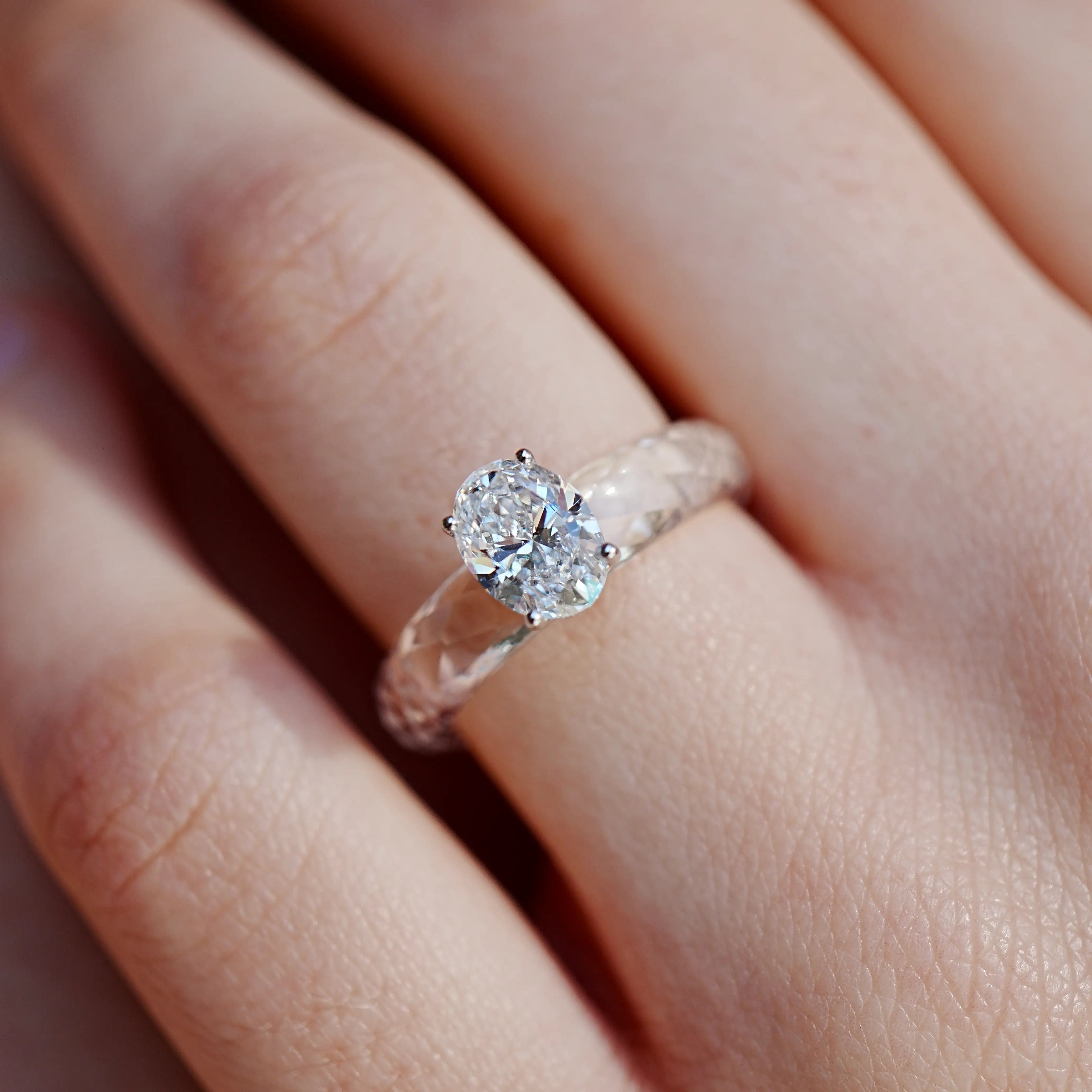 Everlight Oval Lab Grown Diamond Faceted Sapphire Ring in 14k white gold