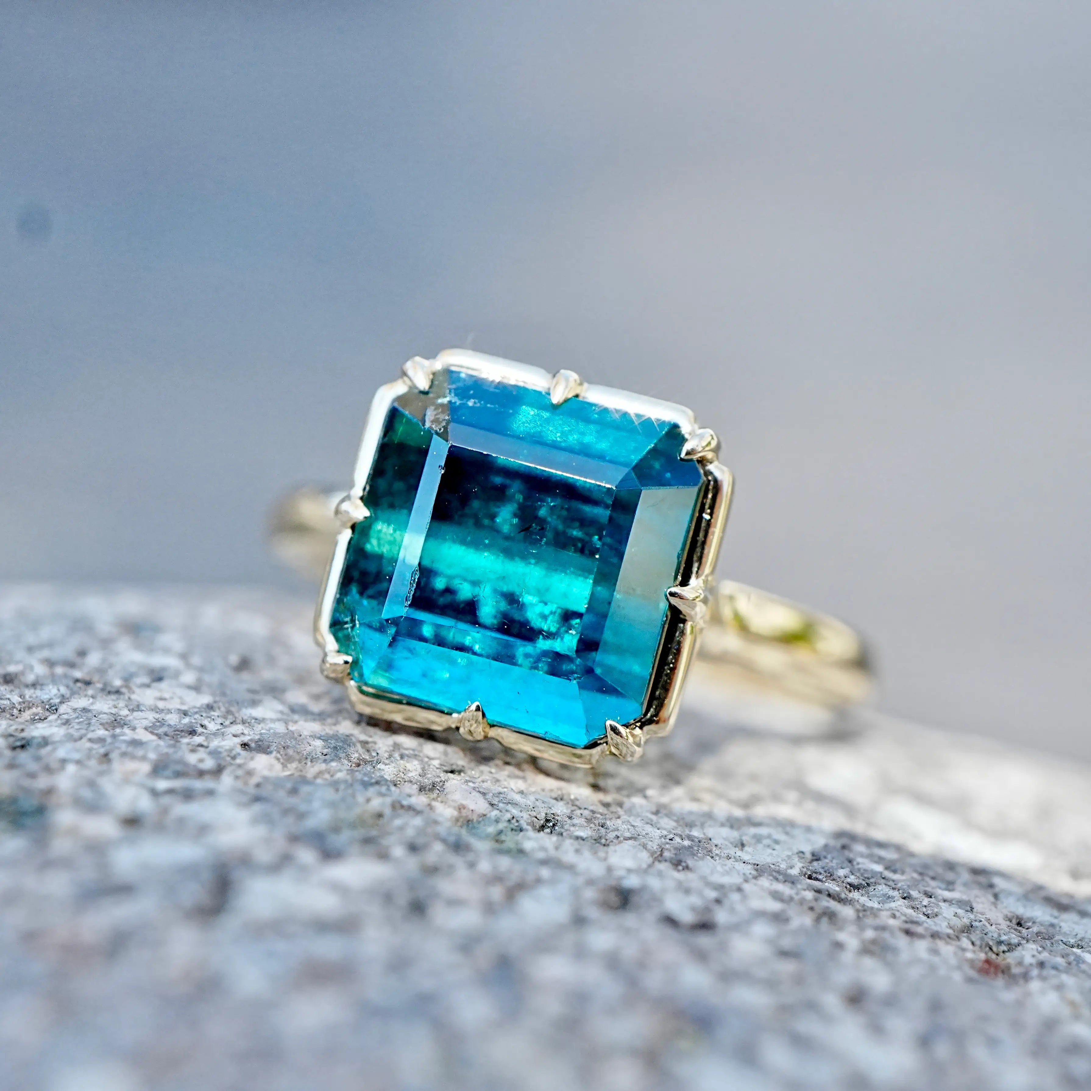 kai fine jewelry Aurea 4.15 ct Natural Blue Tourmaline Ring in 14k yellow gold size 7 (One-of-a-Kind)