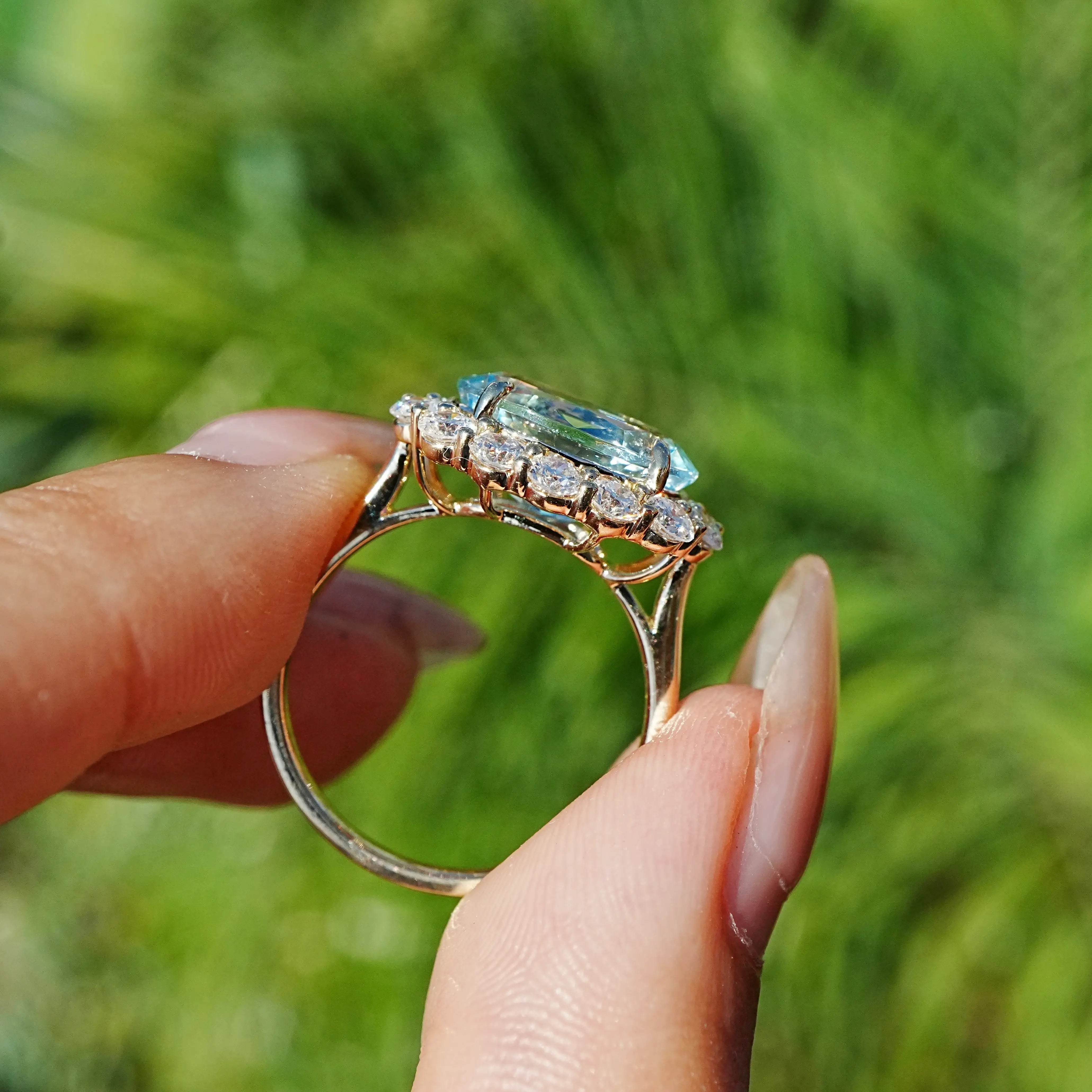 Eden Halo 4.37 ctw Natural Aquamarine & Lab Diamond East-West Ring in 14k yellow gold (One-of-a-Kind)