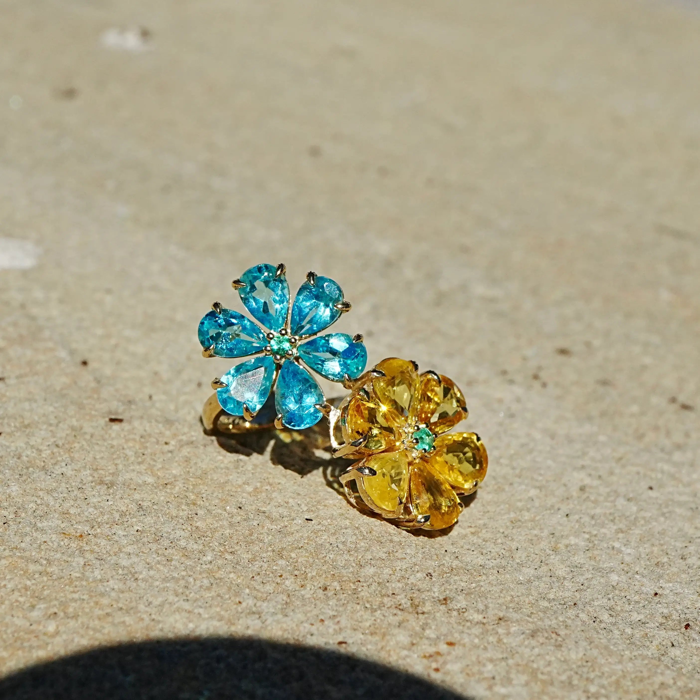 kai fine jewelry Flora 6.56 ctw Natural Yellow Sapphire, Apatite & Emerald Double Blossom Ring (One-of-a-Kind)