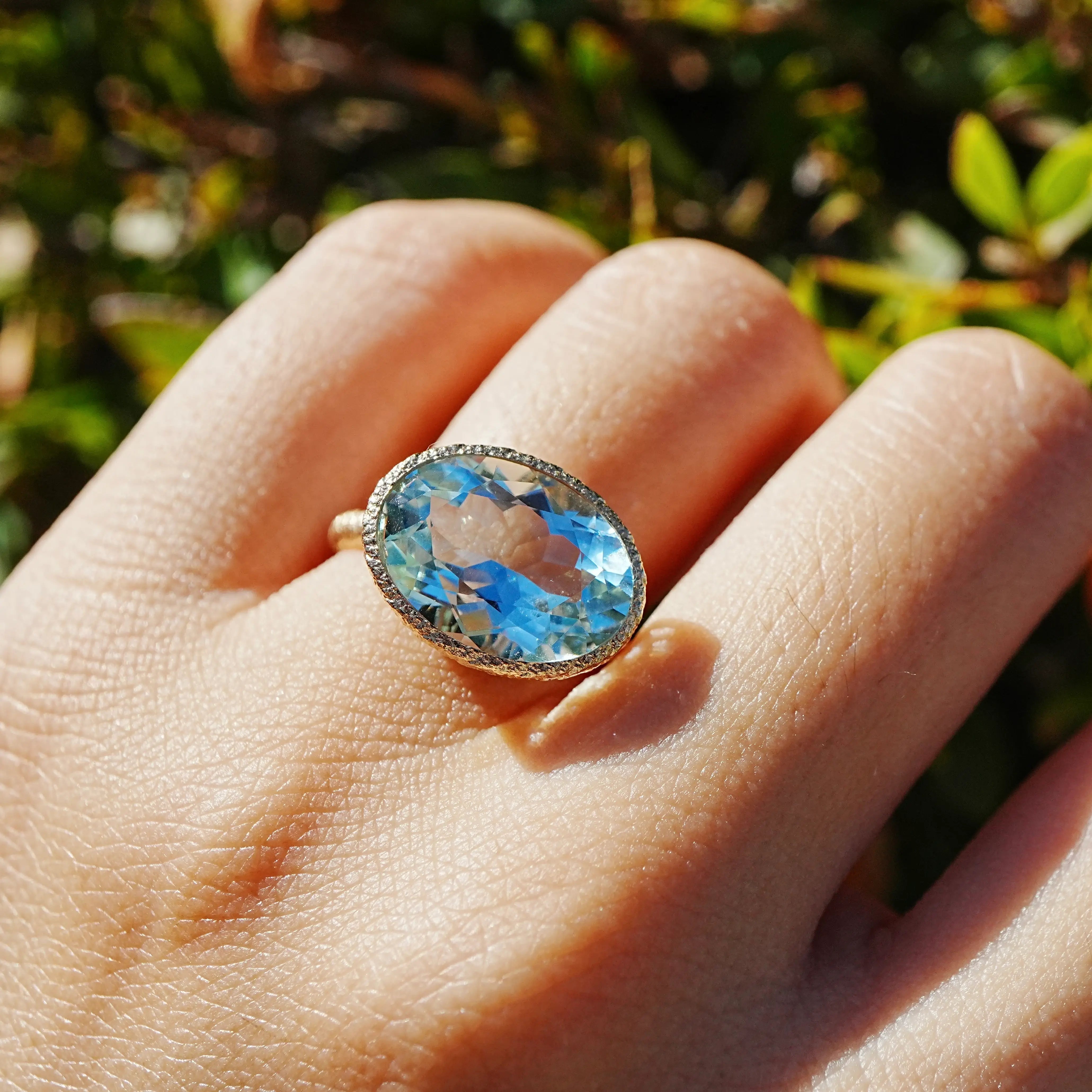 14k yellow gold Aria Arch 4.96ct AIGS Certified Natural Aquamarine East-West Ring (One-of-a-Kind) size 7