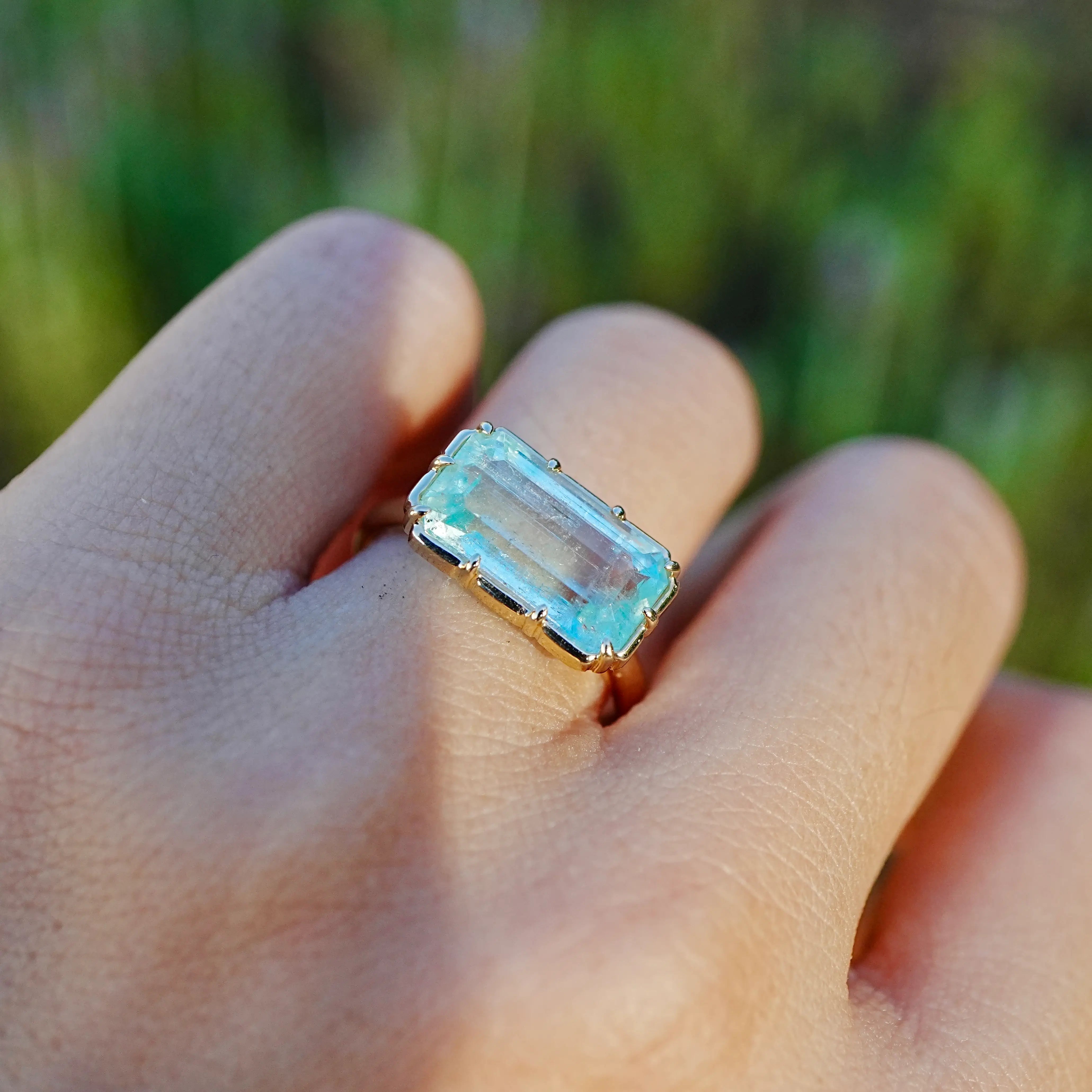 14k yellow gold Aurea 4.34 ctw Guild Certified Natural Blue-Green Beryl East-West Ring (One-of-a-Kind)