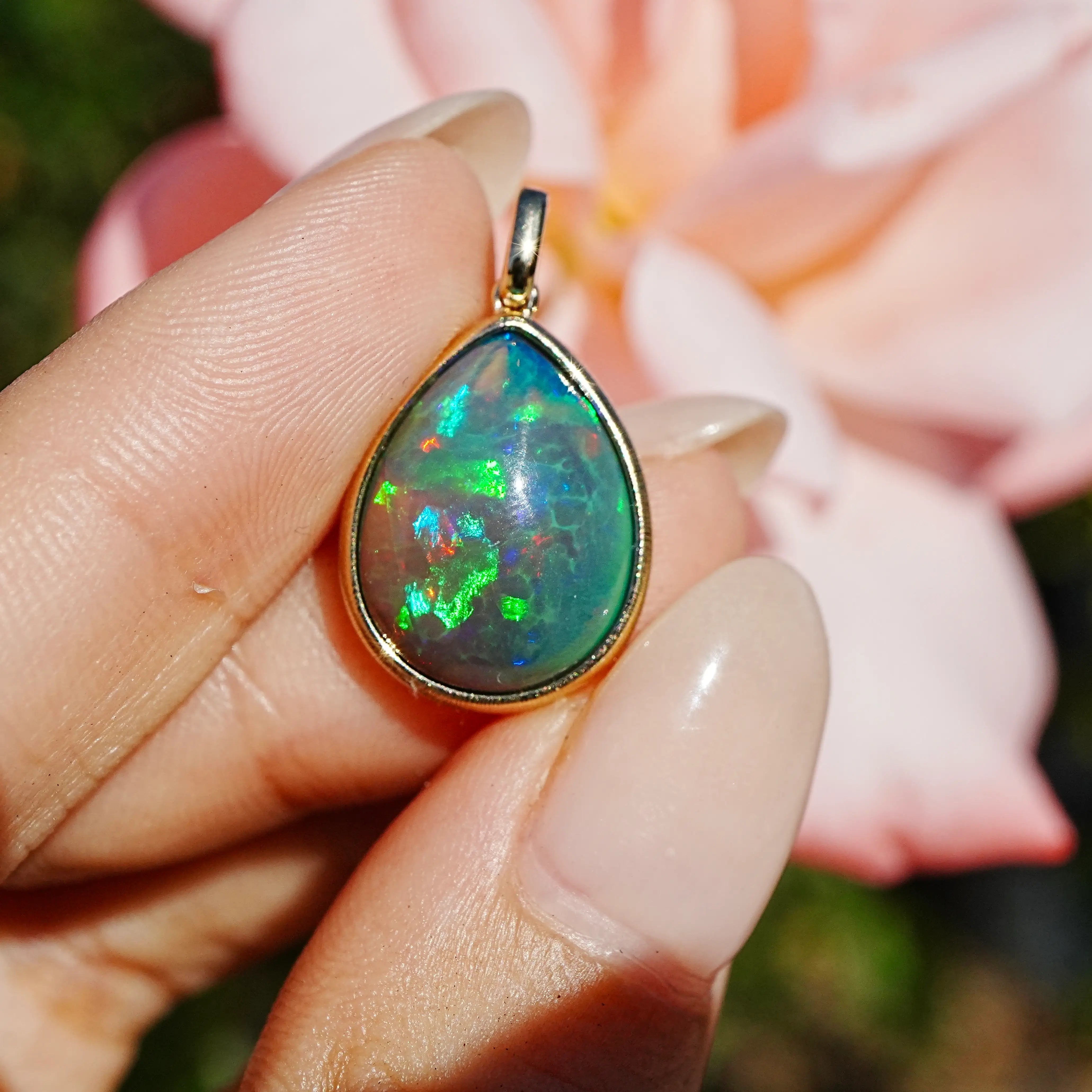 Vivid Glance 4.58ct Natural Black Opal Diamond Lock Paperclip Chain Necklace (One-of-a-Kind)