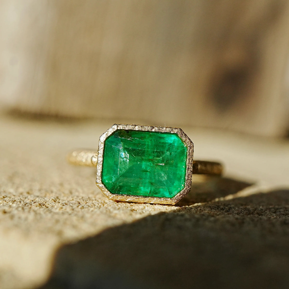 Aria Arch 2.35 ct Guild Certified Natural Emerald East-West Ring (One-of-a-Kind)