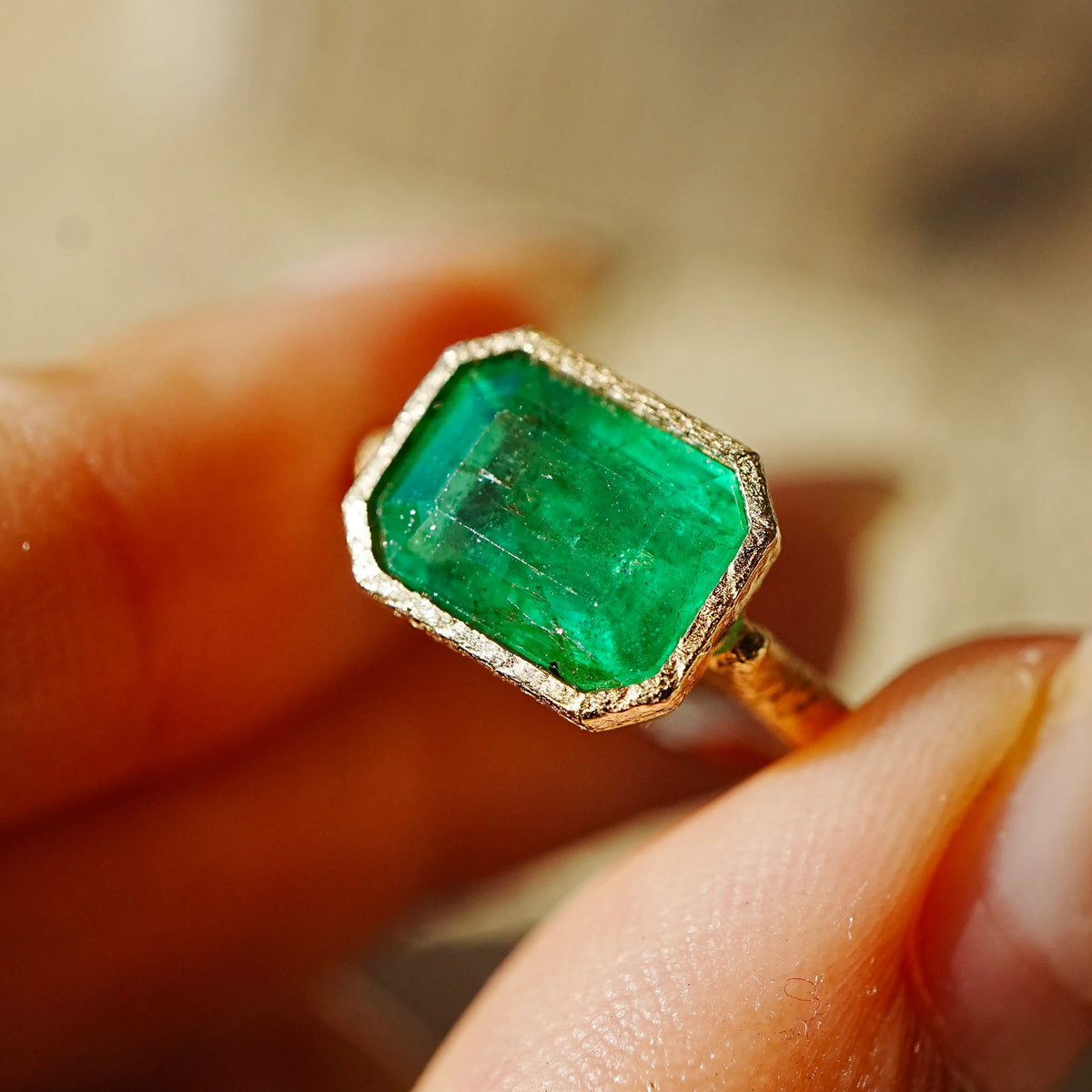 Aria Arch 2.35 ct Guild Certified Natural Emerald East-West Ring (One-of-a-Kind)