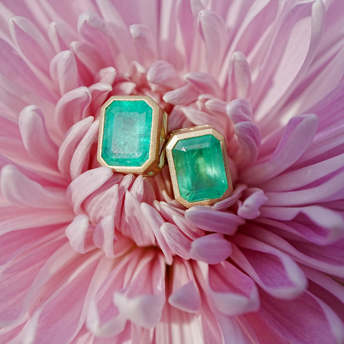 14k yellow gold Aria Arch 3.42 ctw Natural Emerald Earrings (One-of-a-Kind)