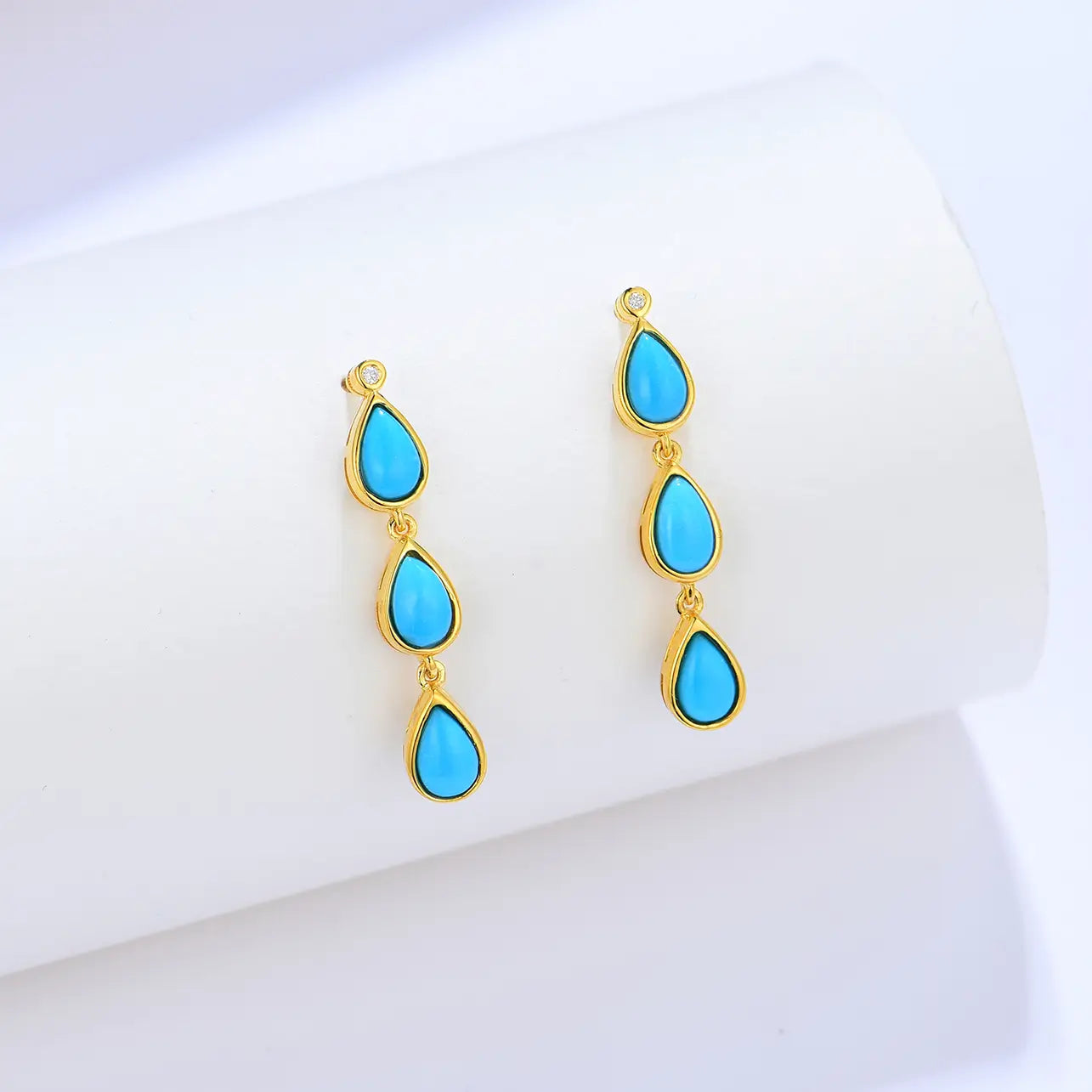 Venus Tears Pear Natural Turqouise Diamond Drop Earrings 14k yellow gold 