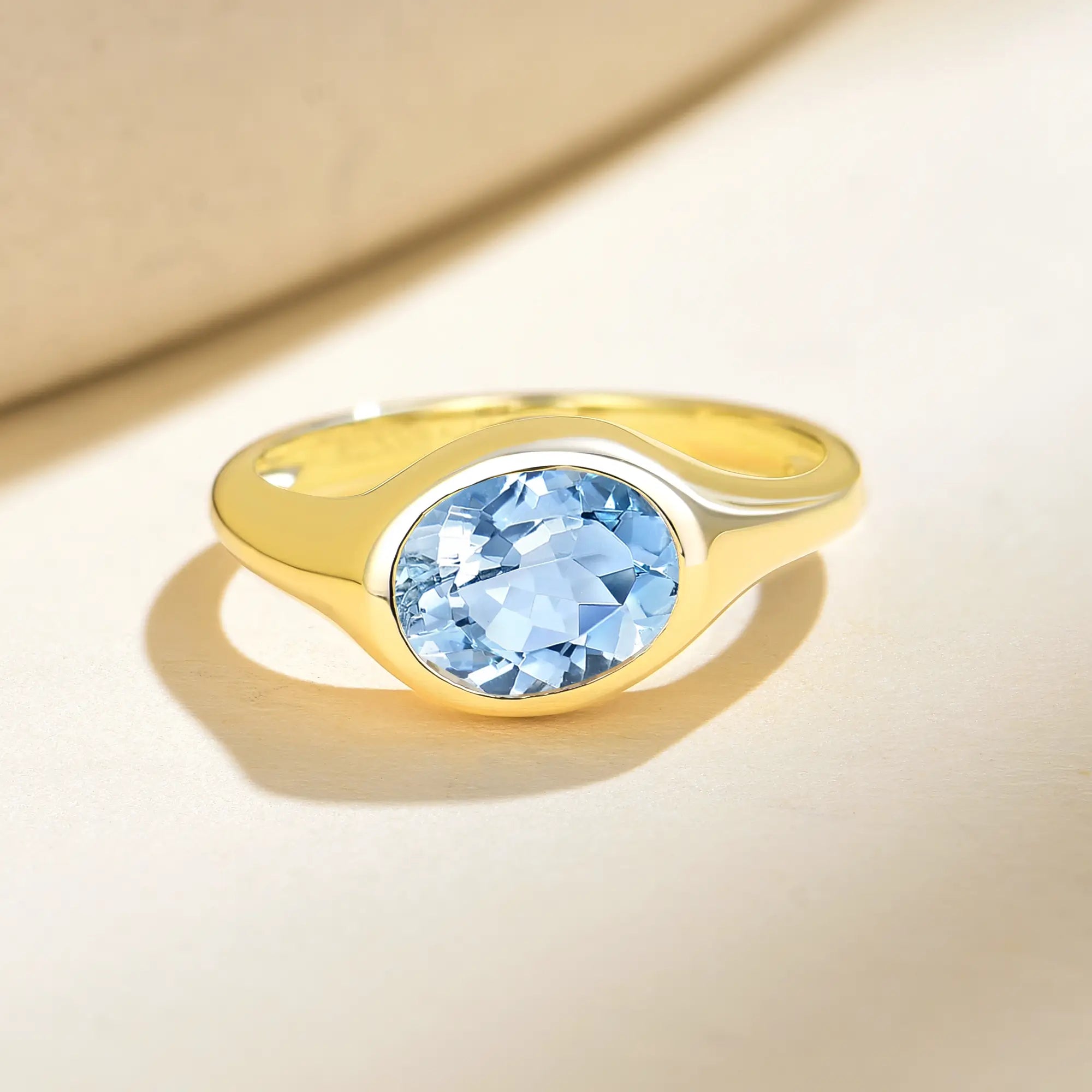 Gloria Natural Oval 1.80ctw Aquamarine Ring in 14k yellow gold
