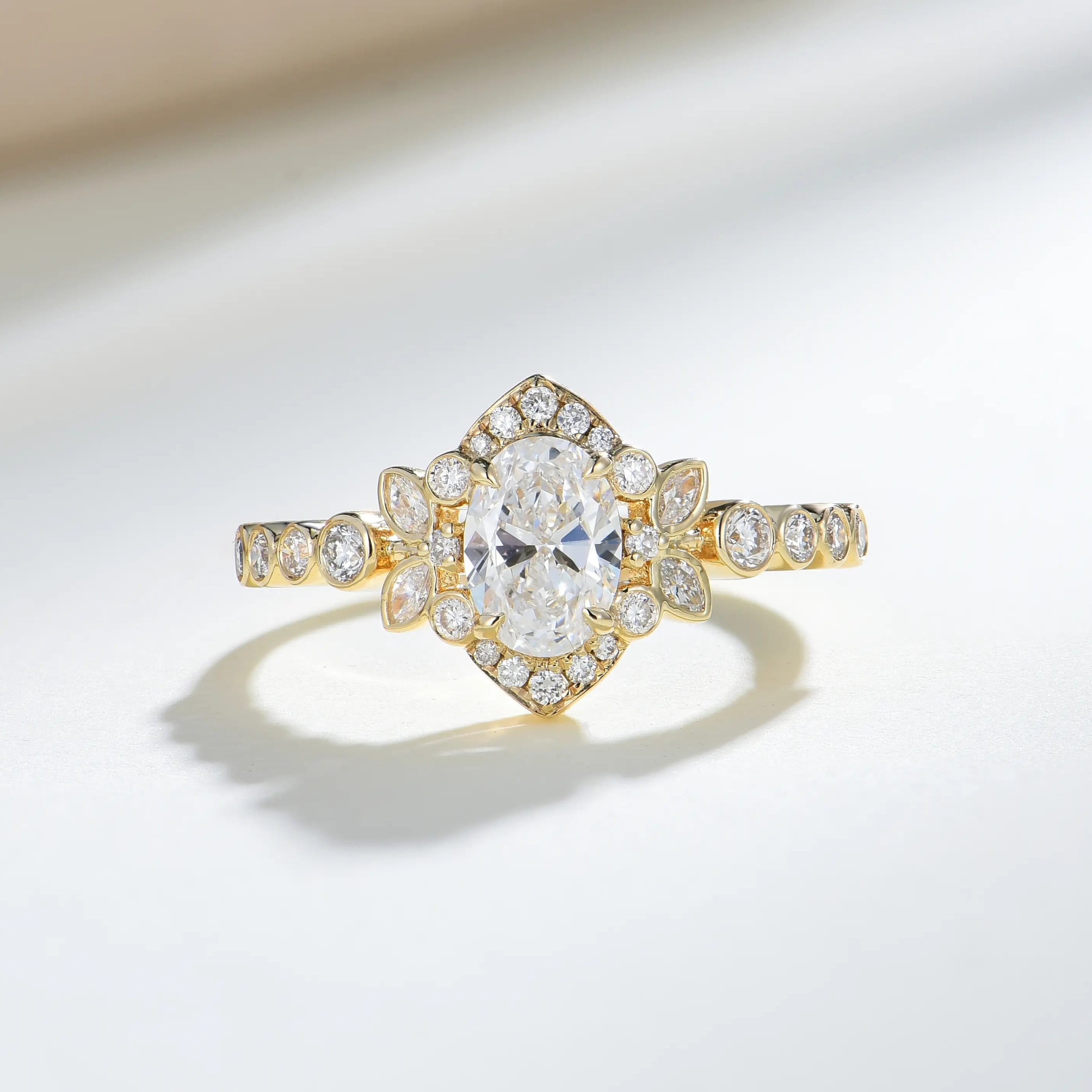 Oliveleaf Halo Lab Grown Diamond Ring 14k yellow gold 