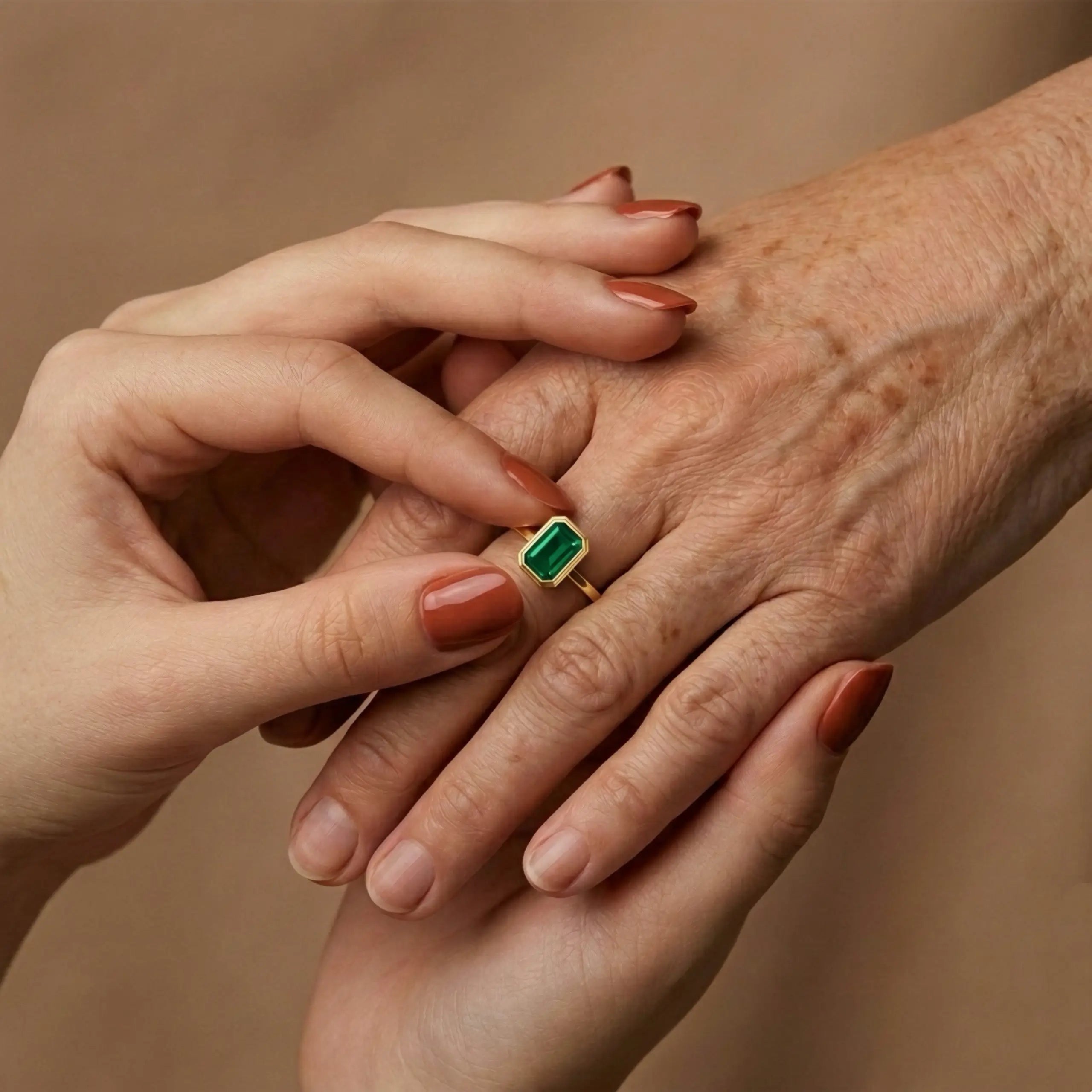 Kai 14k Gold Bella 2.00ctw Lab Grown Green Emerald Ring