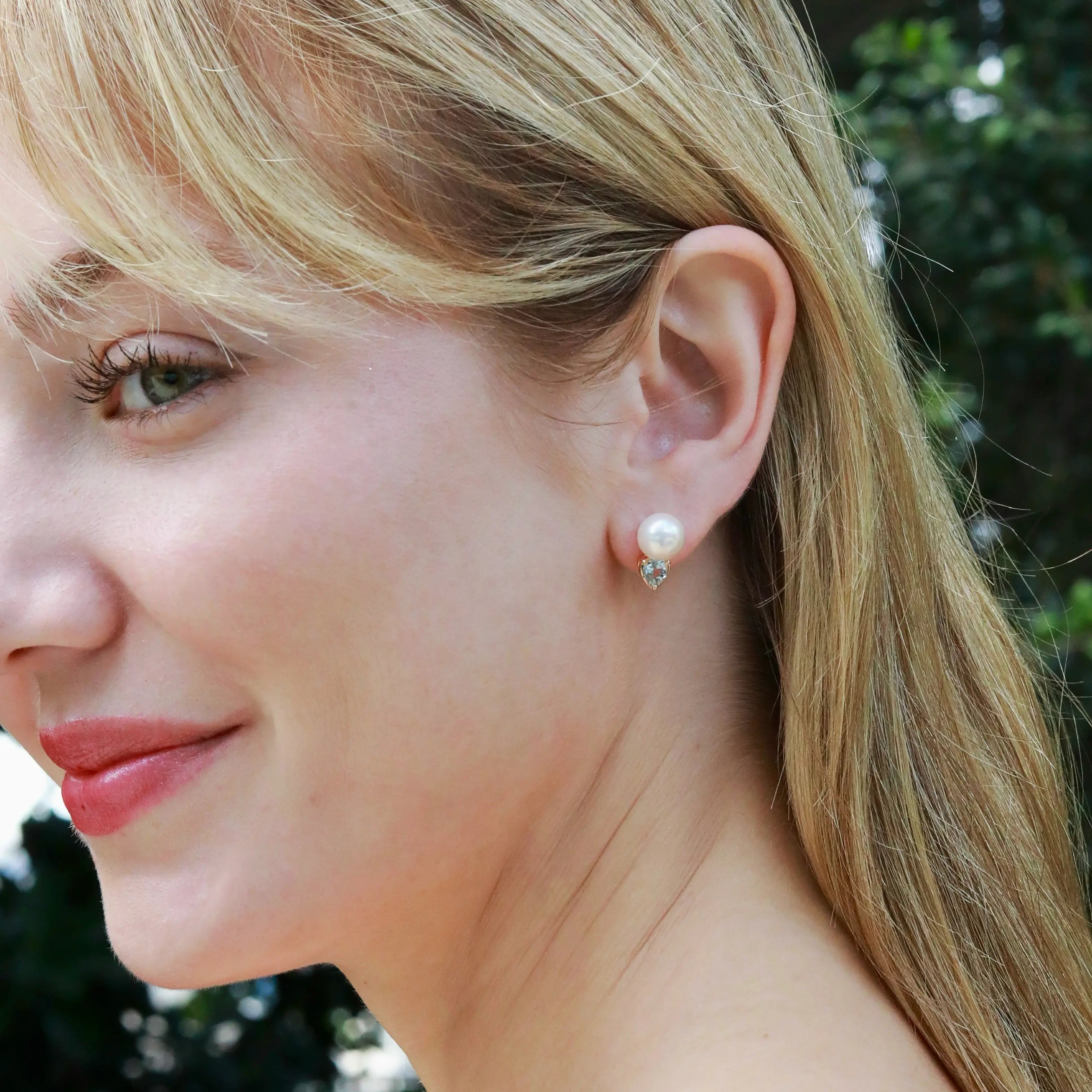 Venus Natural Heart Aquamarine Pearl Stud Earrings 14k yellow gold