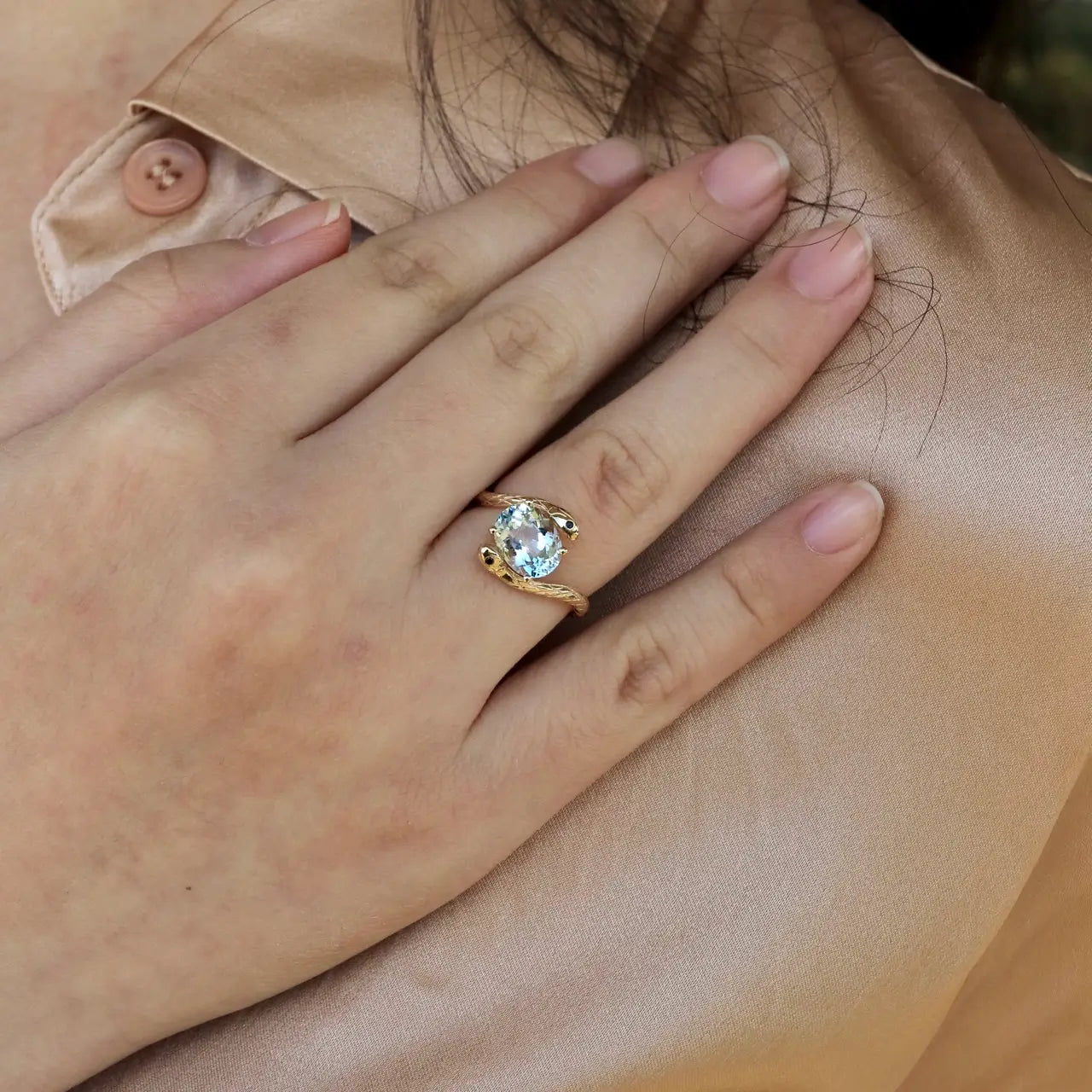 14k yellow gold oval aquamarine sapphire ring