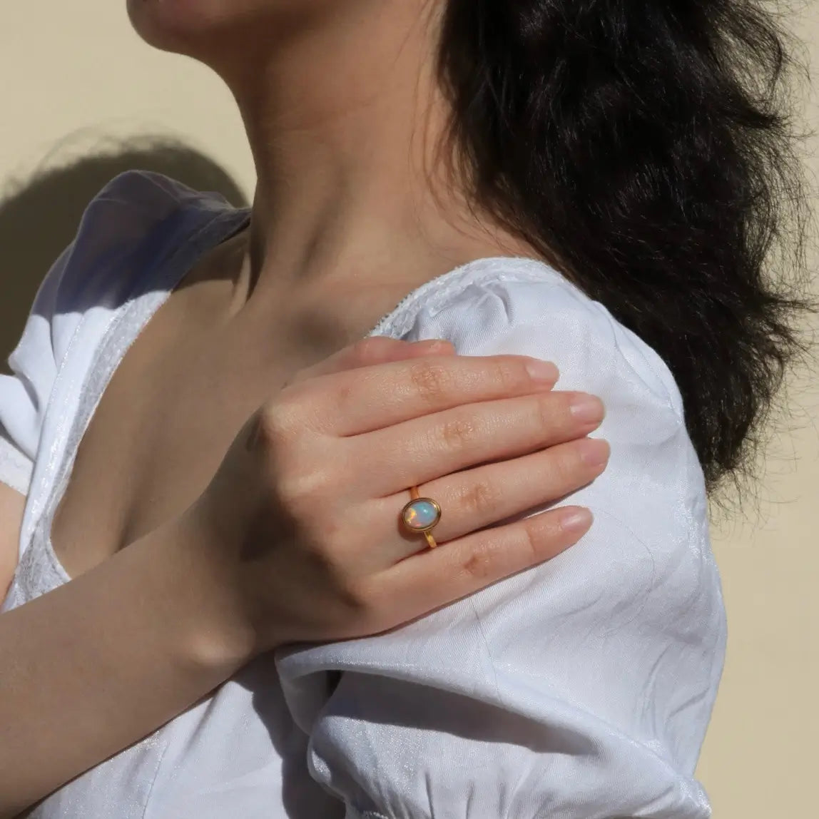 north south design fire opal ring