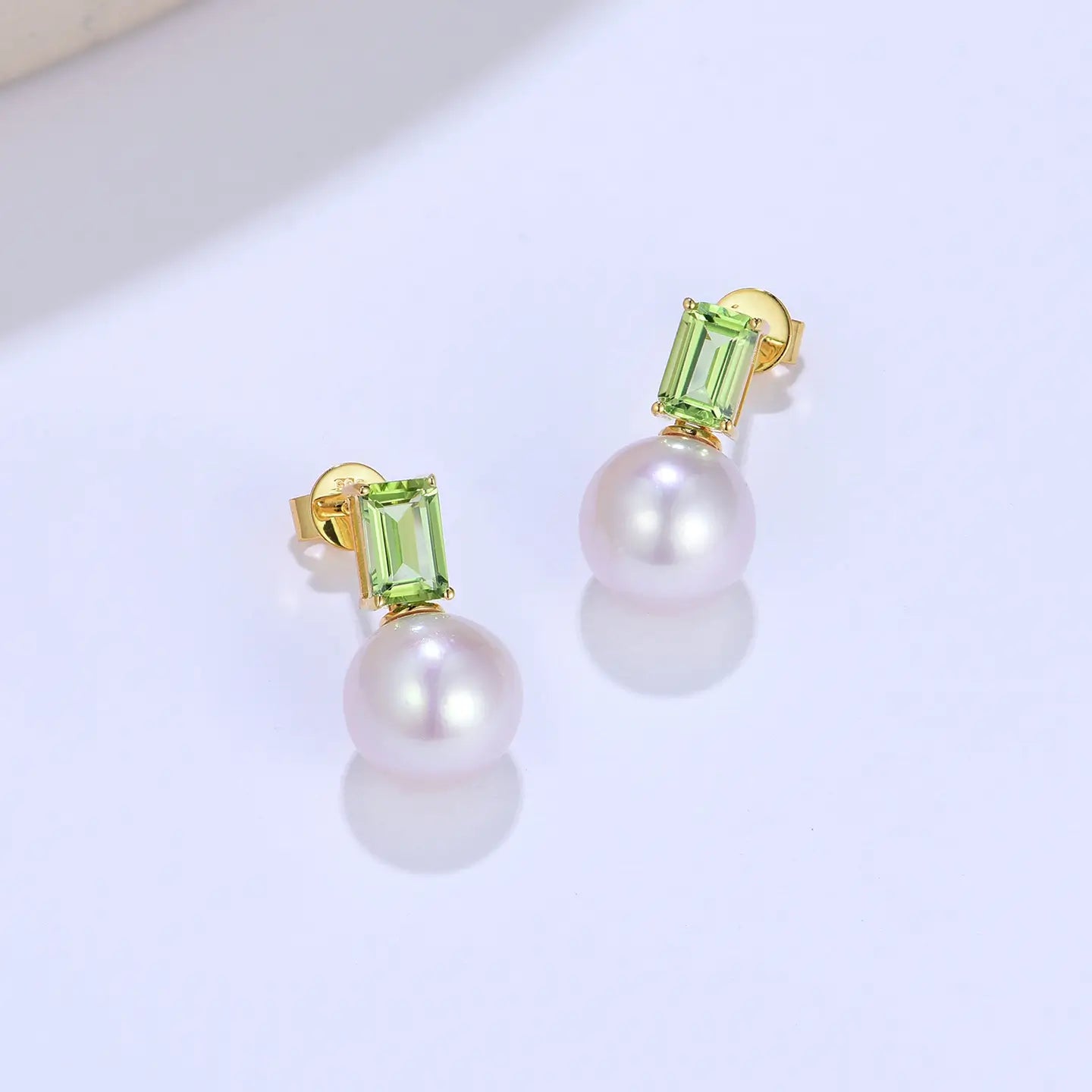 14k yellow gold peridot earrings